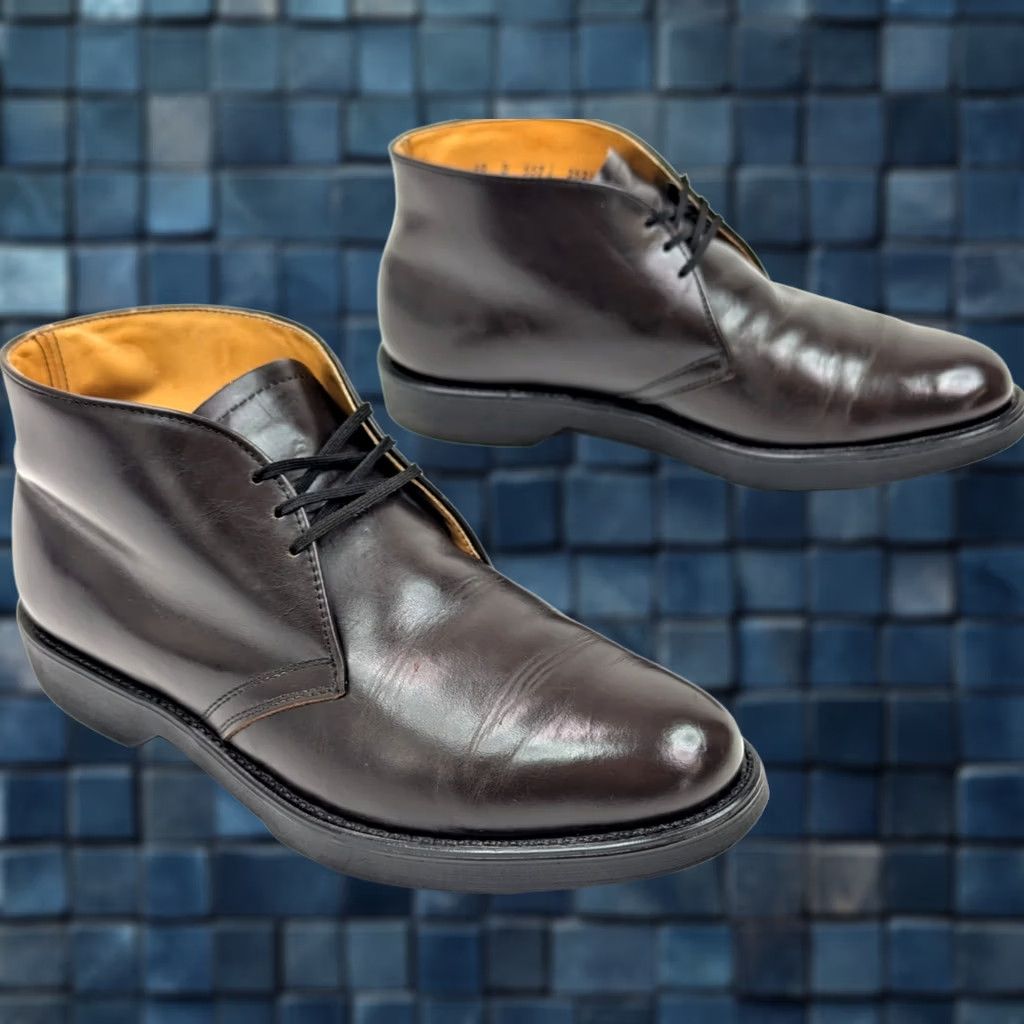 Mason's Mason Chippewa Falls Leather Chukka Boot Men 9D Burgundy Leather Cush n Crepe Autumn Fall Casual Workwear USA Theme 1960s Vintage Mens Boots Size US 9 / EU 42 - 1 Thumbnail