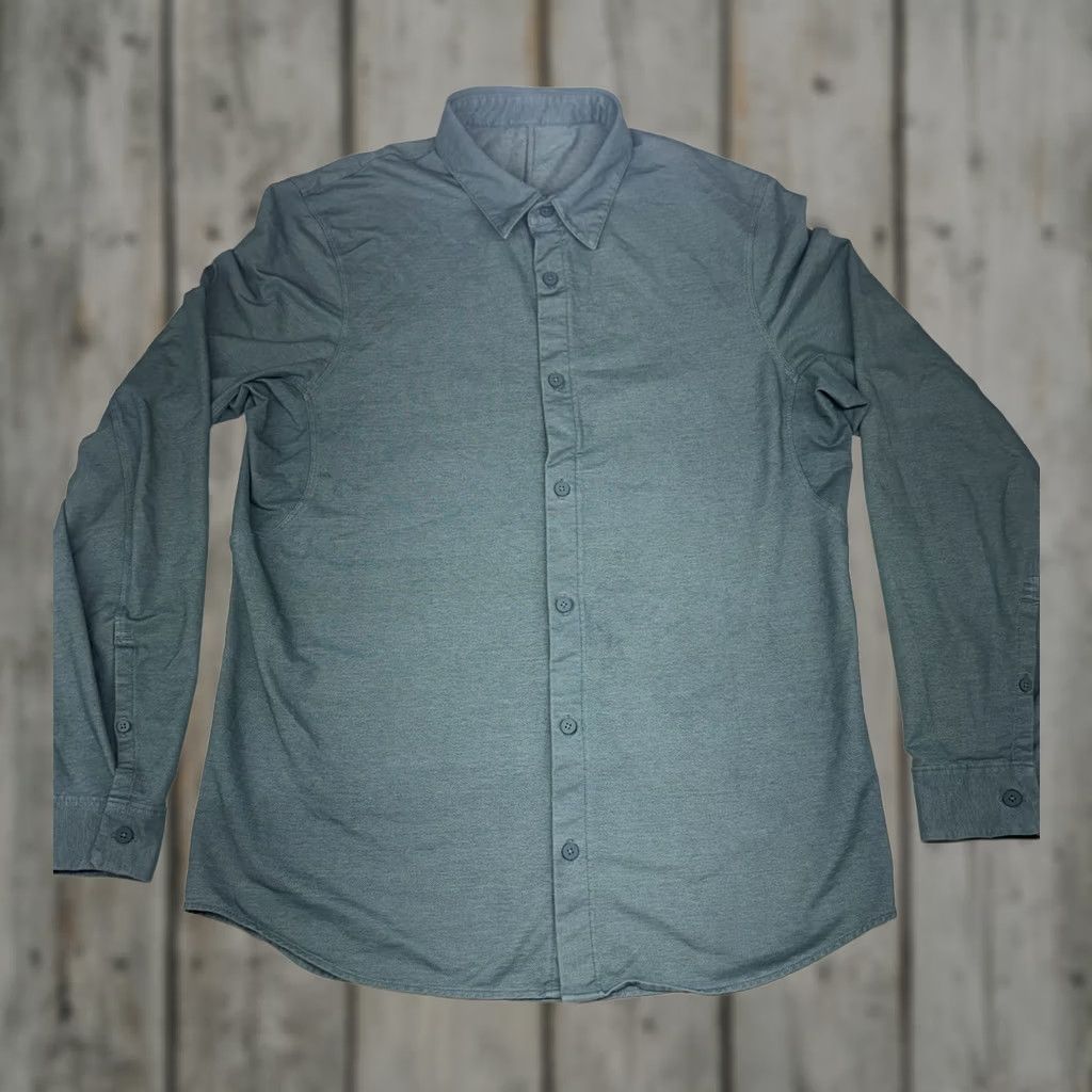 Lululemon Lululemon Mens M Commission Shirt Green Button-Down Long Sleeve Stretch Knit Cotton Elastomultiester Regular Size M Pocket Logo Collared Shirt Size US M / EU 48-50 / 2 - 1 Thumbnail
