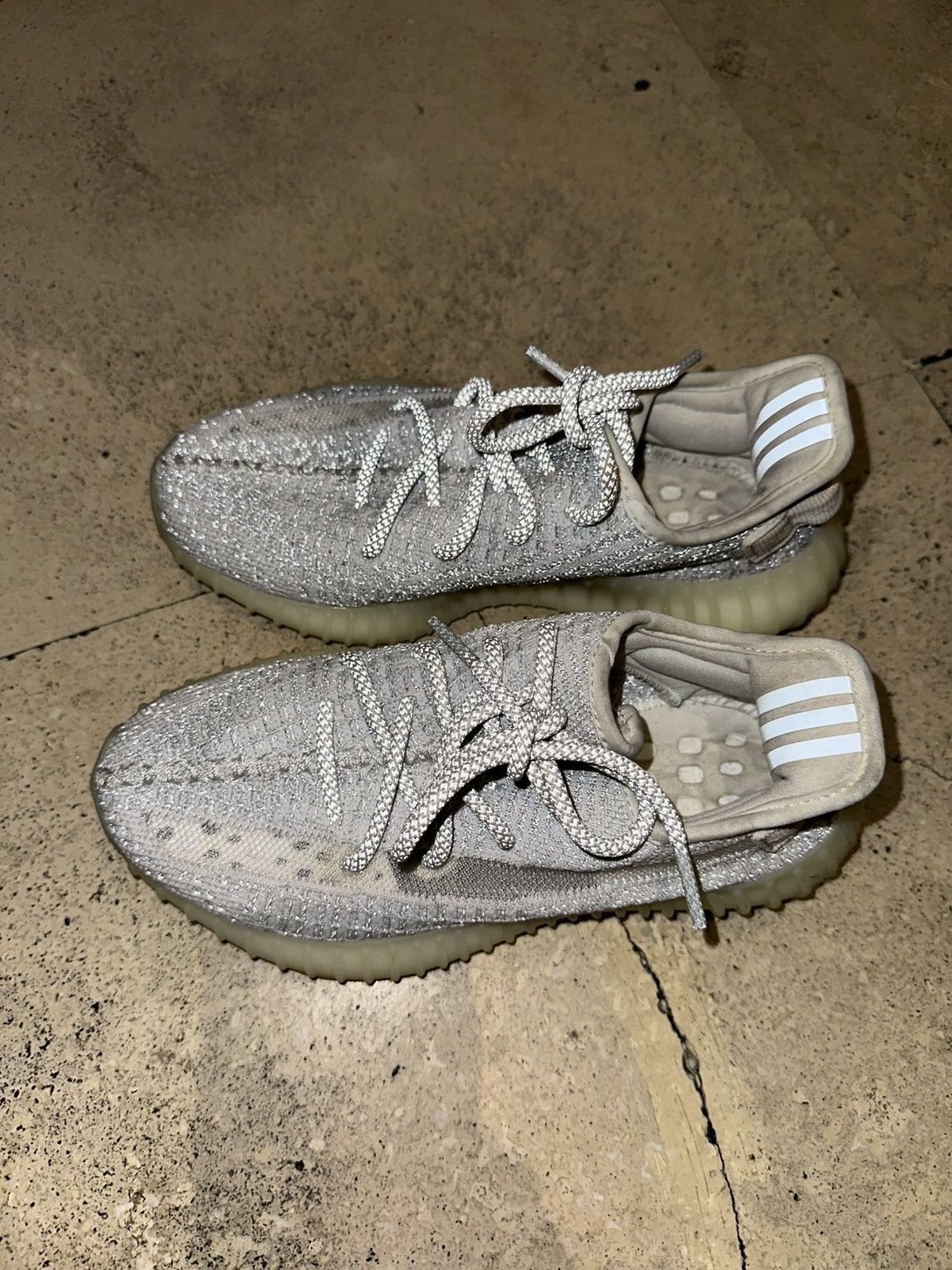 Adidas × Yeezy Yeezy Boost 350 V2 Size US 4 / IT 34 - 11 Thumbnail