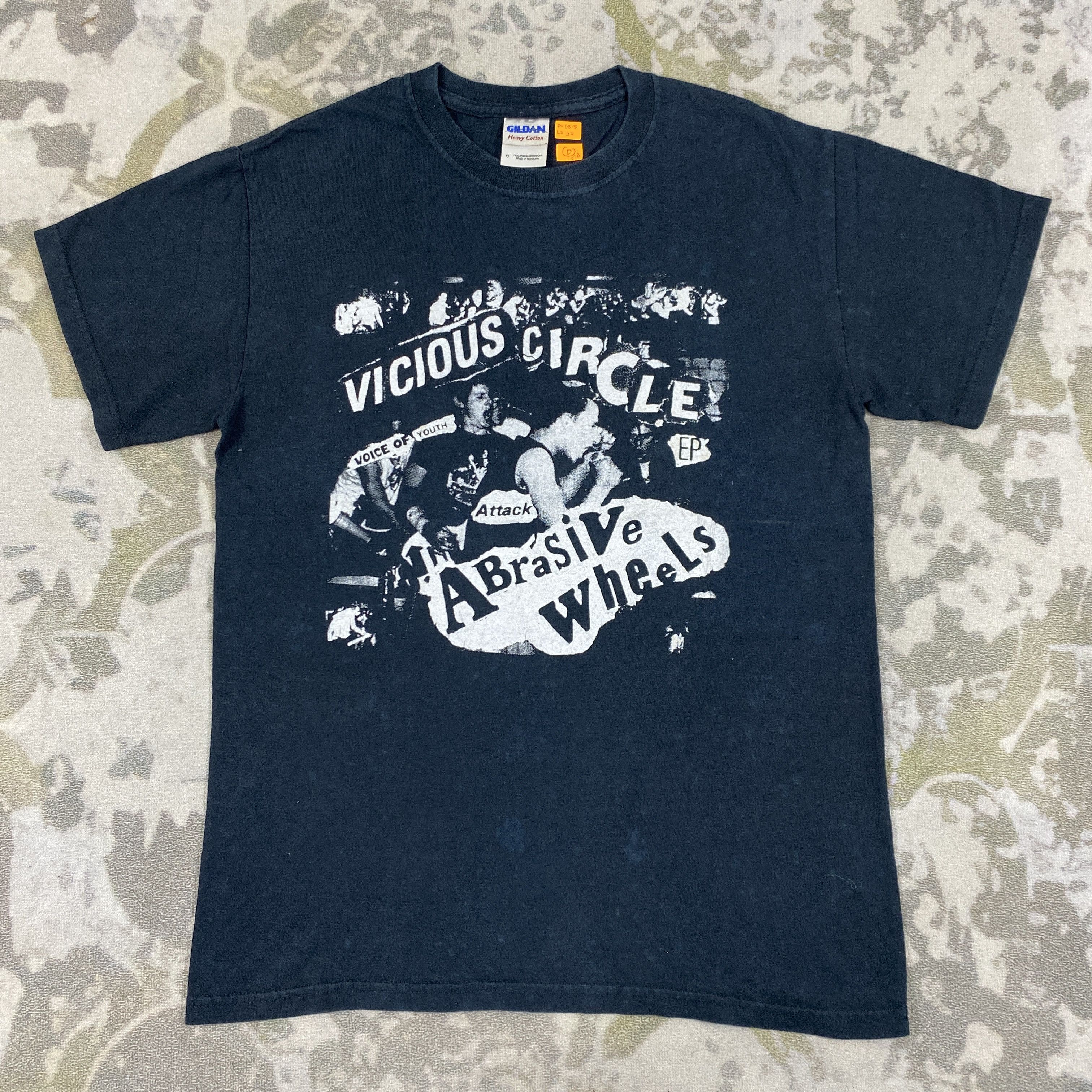 Band Tees Vintage Sex Pistol Vicious Circle T-shirt -D078 Size US S / EU 44-46 / 1 - 1 Thumbnail