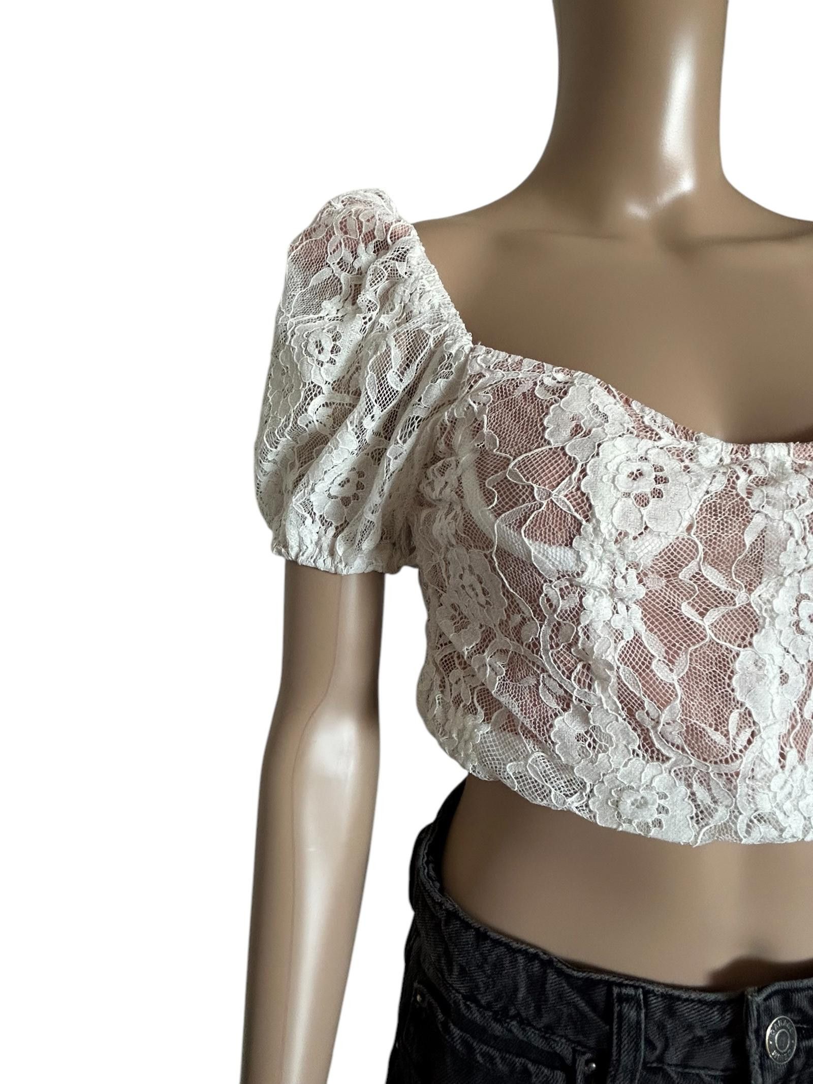Designer Chic Lace Puff Sleeve Crop Top Size XS / US 0-2 / IT 36-38 - 4 Thumbnail