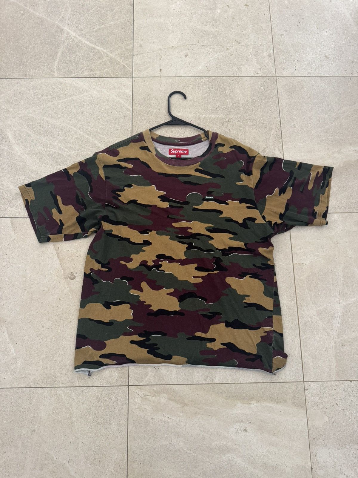 Supreme camo supreme tiny logo tee Size US M / EU 48-50 / 2 - 1 Thumbnail