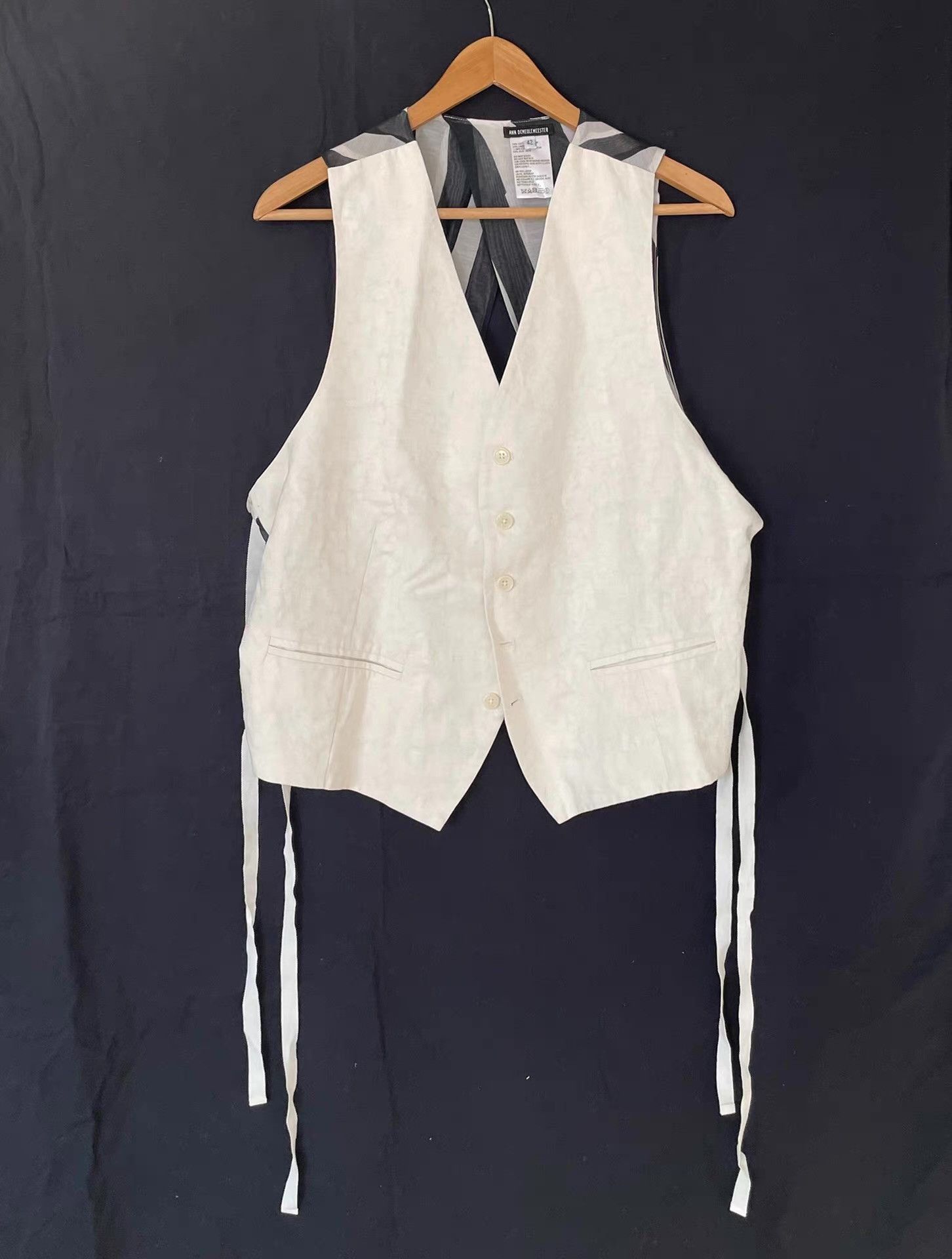 Ann Demeulemeester Ann Demeulemeester Women's Jacquard Open-Back Waistcoat Ｑ21 Size M / US 6-8 / IT 42-44 - 1 Thumbnail