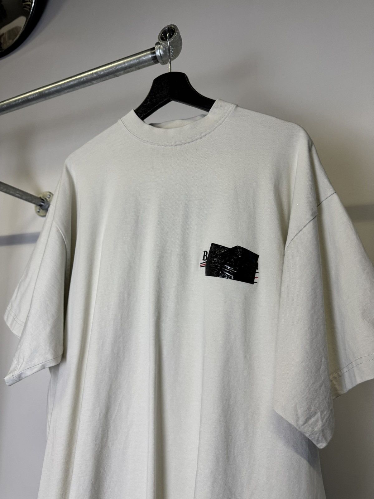 Balenciaga Balenciaga gaffer tape campaign tee Size US M / EU 48-50 / 2 - 3 Thumbnail