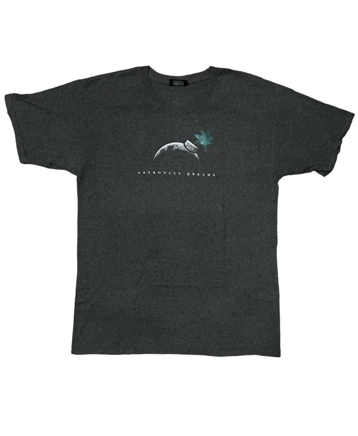 The hundreds astronault dreams tee