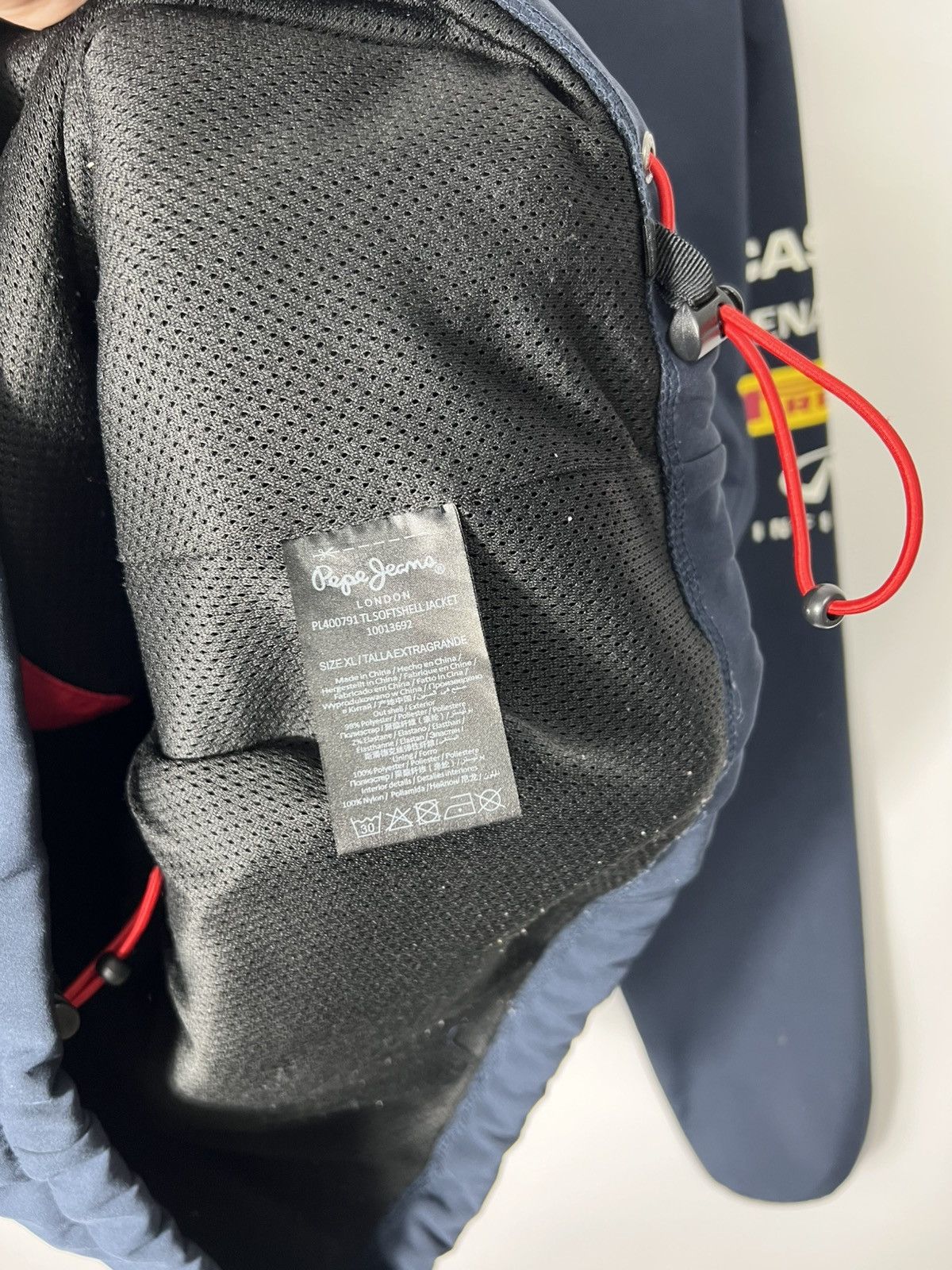 Pepe Jeans Vintage Pepe Jeans Red Bull Infiniti Softshell Racing Jacket Size US S / EU 44-46 / 1 - 9 Thumbnail