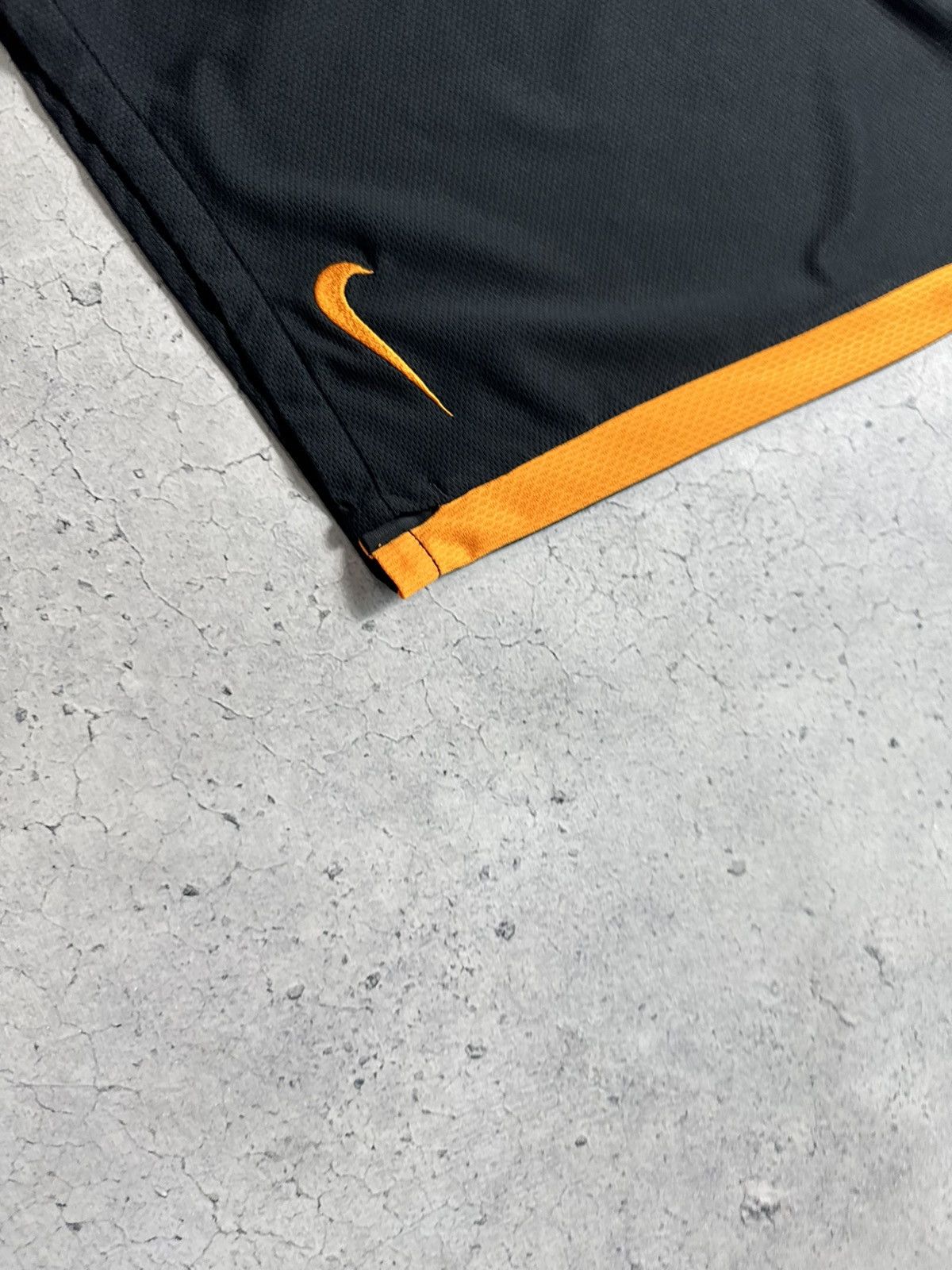 Nike Nike FC Galatasaray Vintage Football Black Shorts Soccer Size US 32 / EU 48 - 4 Thumbnail