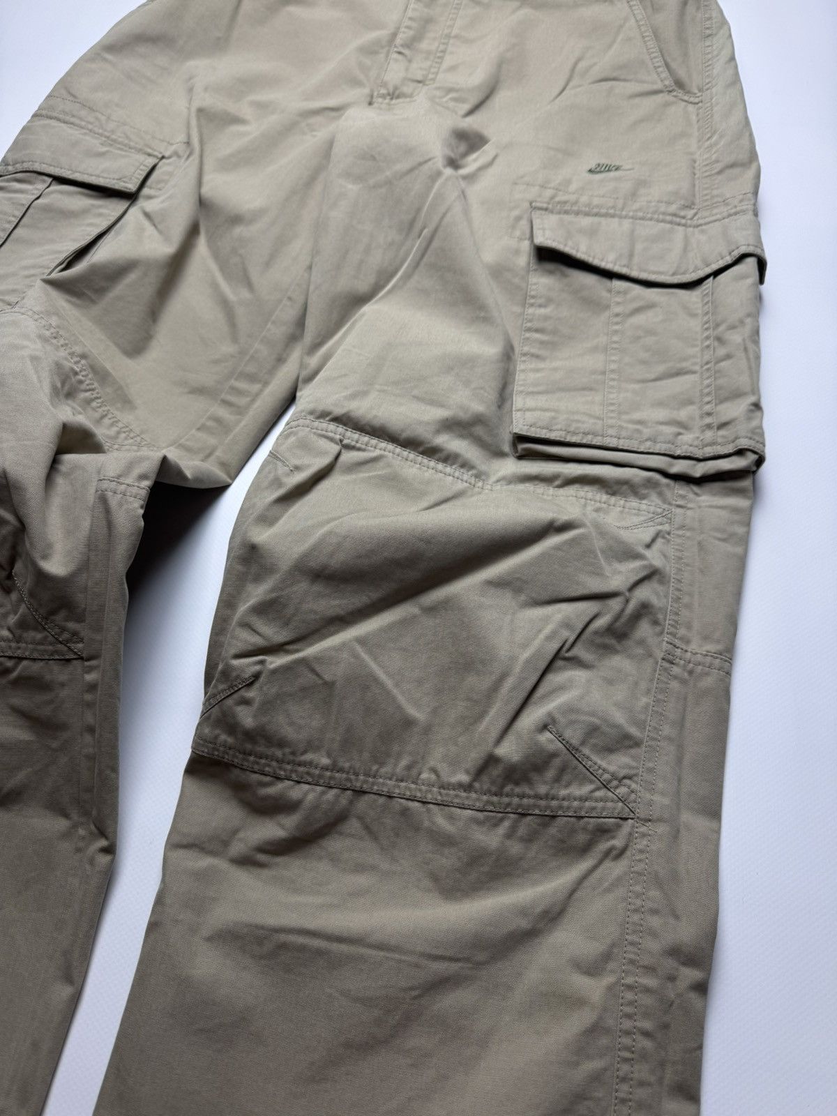 Nike Vintage Nike Gorpcore Khaki Cargo Pants Size US 34 / EU 50 - 8 Thumbnail