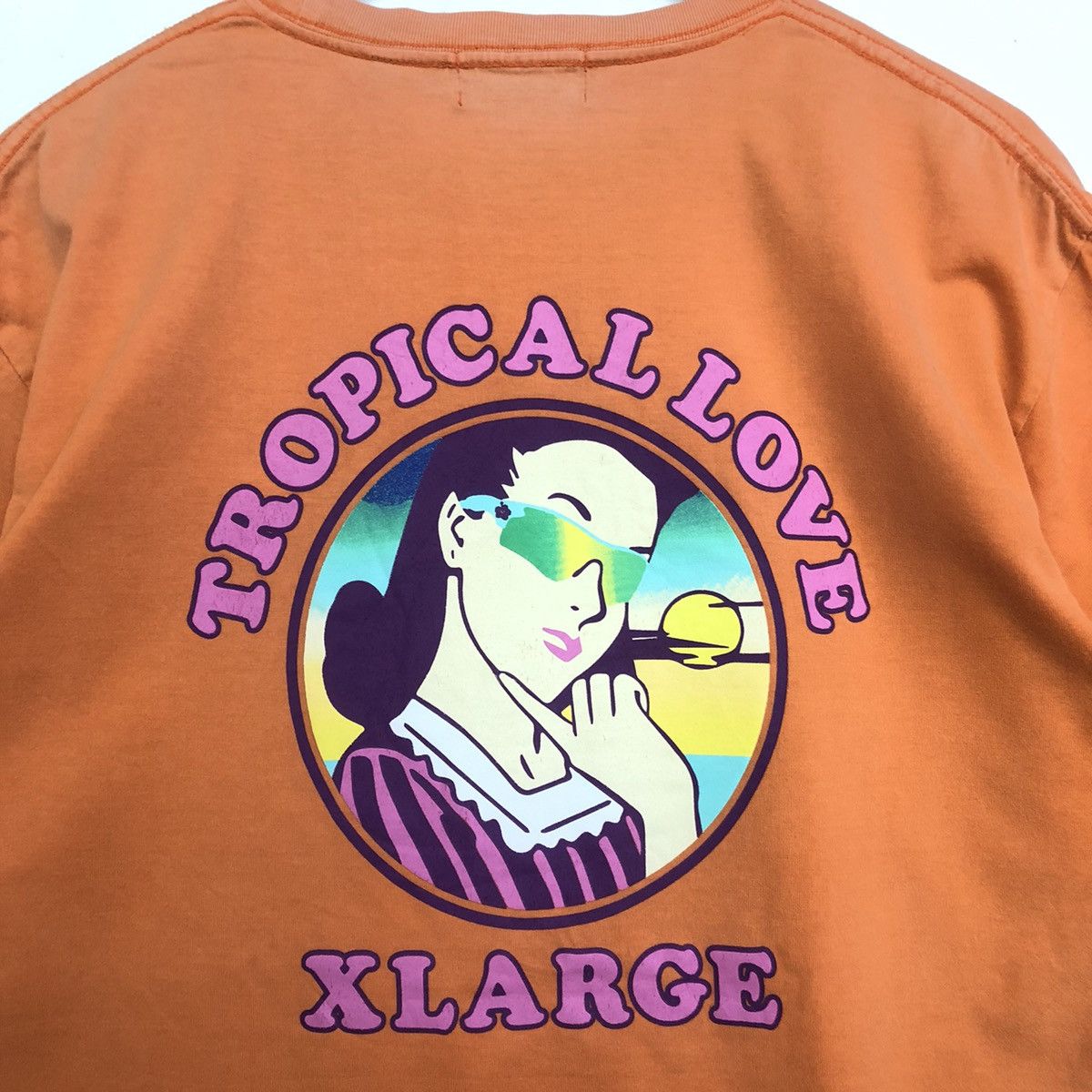 Xlarge XLARGE TROPICAL LOVE BACKHITT TSHIRT Size US L / EU 52-54 / 3 - 3 Thumbnail