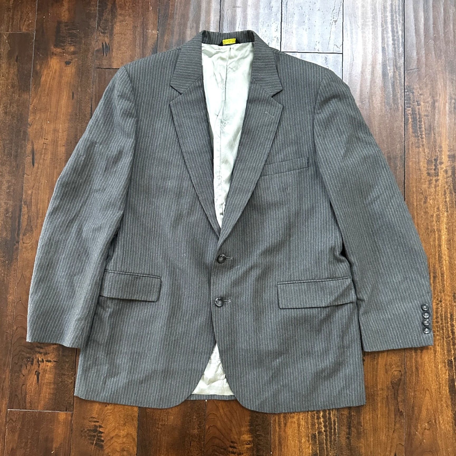 Vintage VINTAGE Nino Cerruti 3-Piece Men's Gray Wool Suit 42 Chest Business Formal 80s Size 42R - 2 Thumbnail
