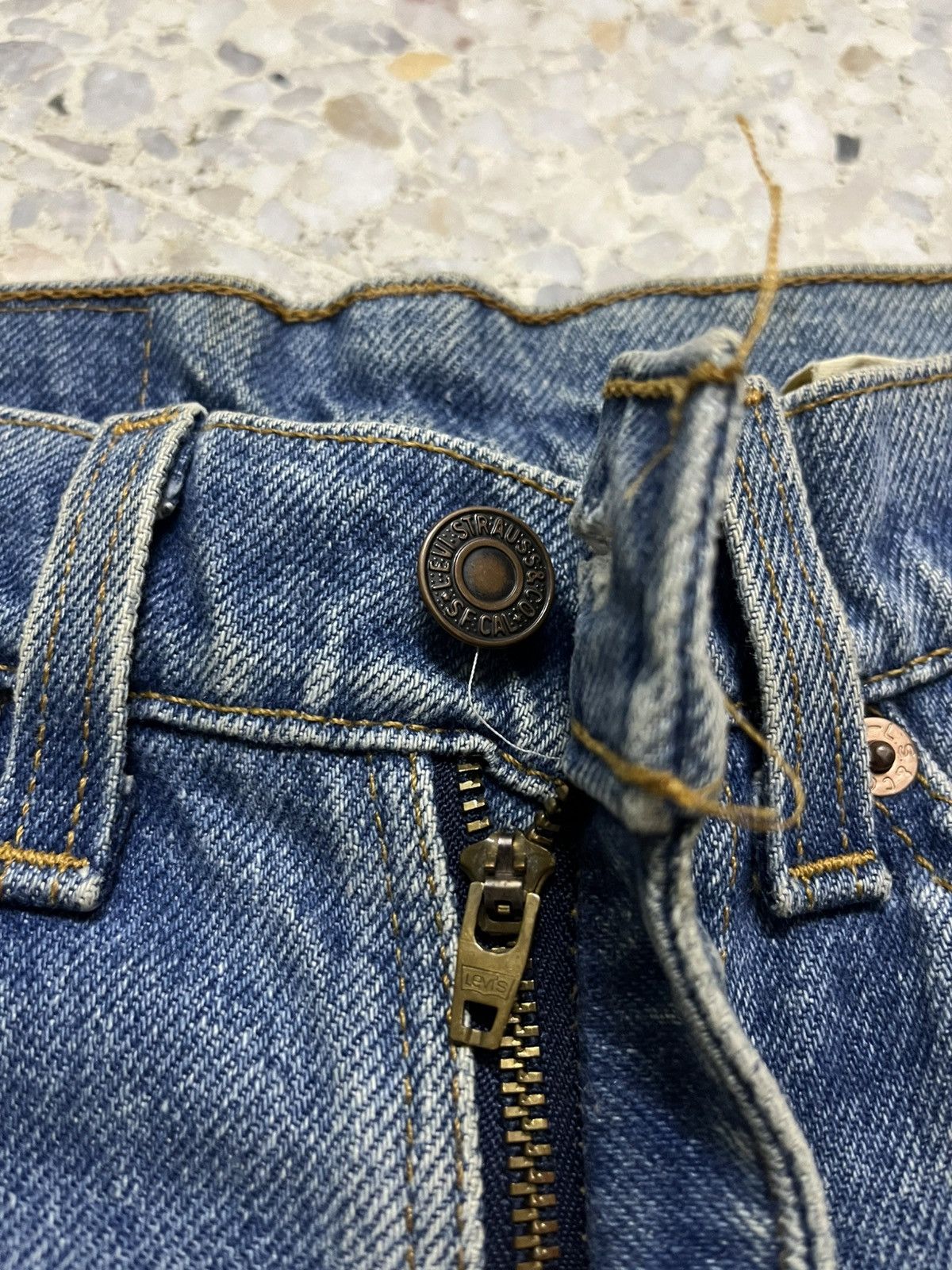 Levi's Vintage 90s Levi’s 517 distressed denim bootcut Size US 28 / EU 44 - 10 Thumbnail