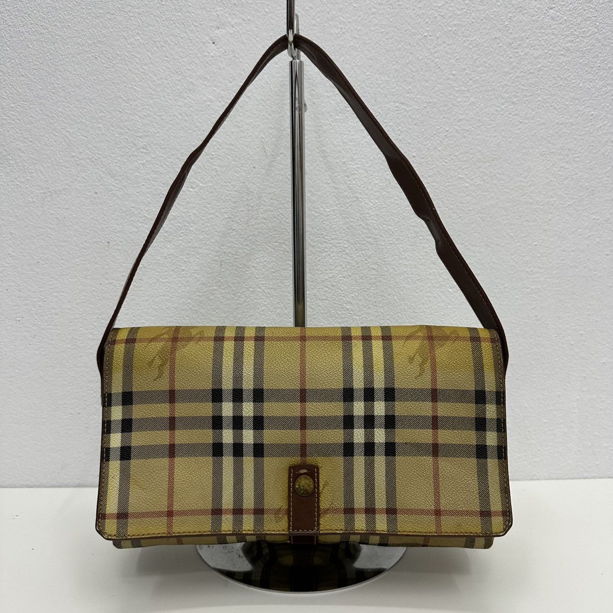 Burberry ‼️YES‼️ AUTHENTIC BURBERRY NOVA CHECK SHOULDER HANDBAG Size ONE SIZE - 2 Thumbnail