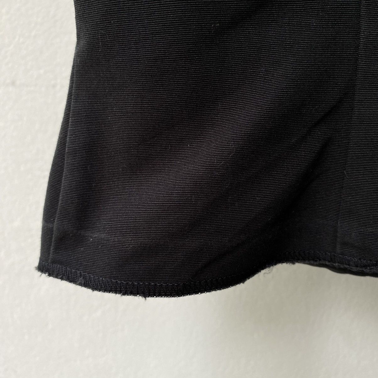 Moschino Moschino Black Puff Sleeve Fitted Cropped Top Size M / US 6-8 / IT 42-44 - 8 Thumbnail