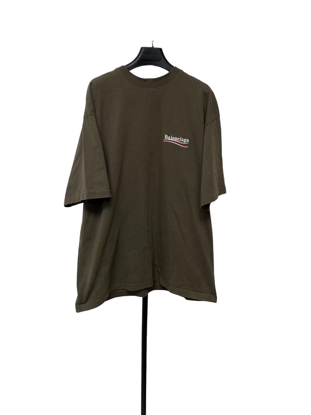 Balenciaga Balenciaga Political Campaign Logo T-Shirt Size L Size US L / EU 52-54 / 3 - 1 Thumbnail
