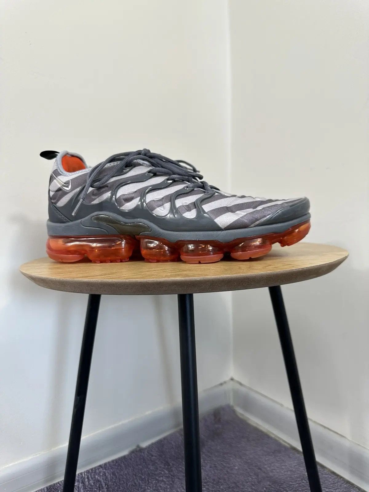 Nike Nike Air VaporMax Plus Wolf Grey Striped Hype Sneakers Size US 12 / EU 45 - 3 Thumbnail