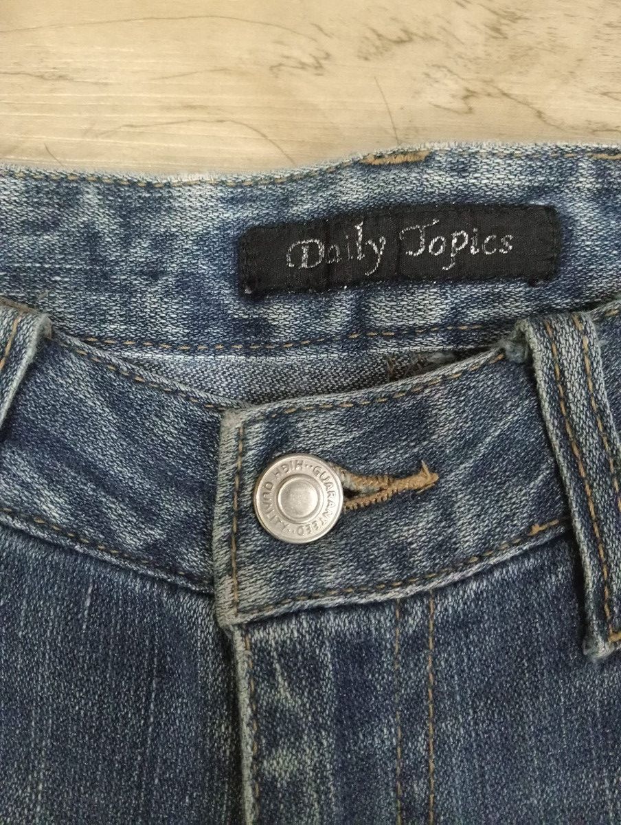 Japanese Brand Daily Tropics flared distressed jeans Size US 30 / EU 46 - 4 Thumbnail