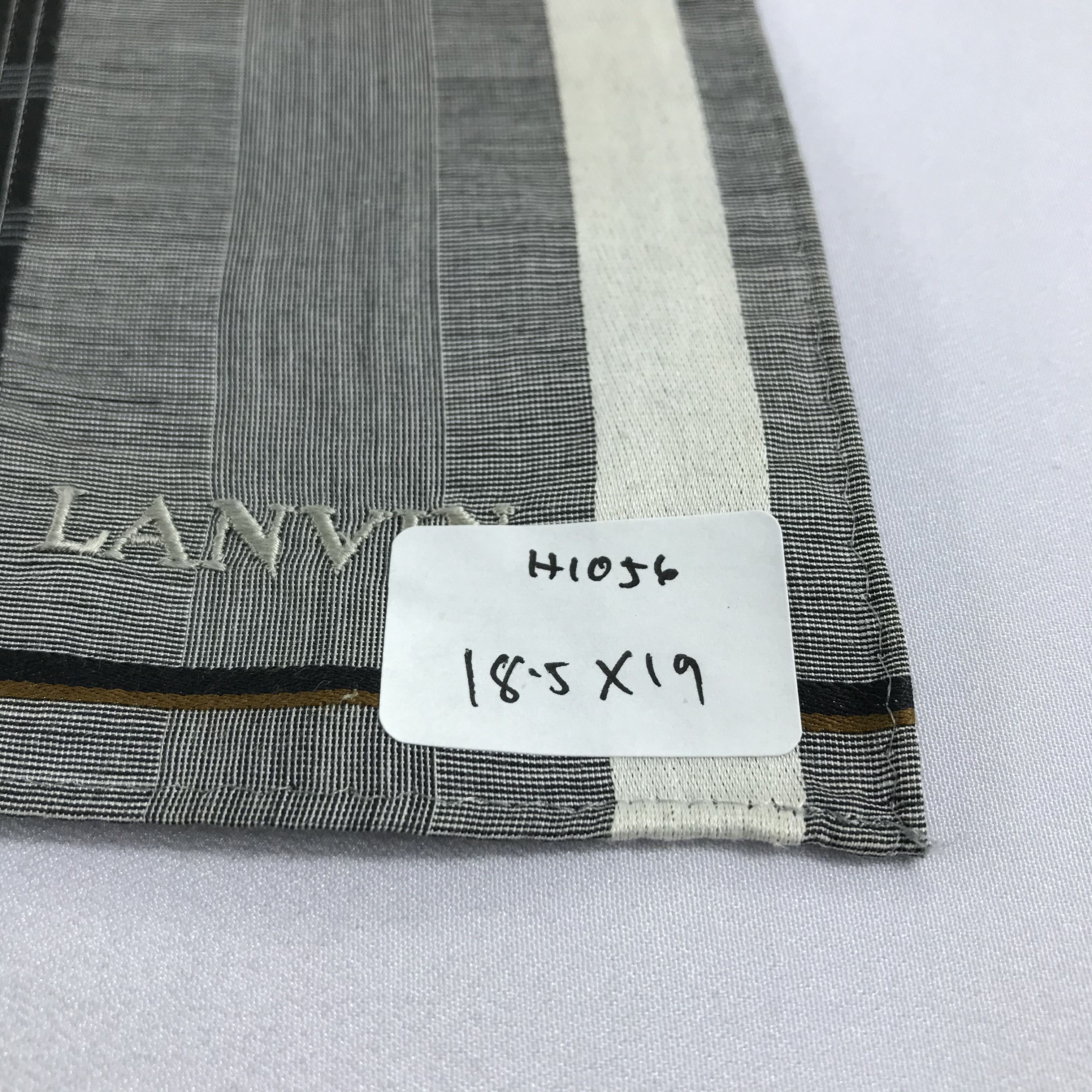 Lanvin Lanvin Handkerchief Neckerchief Bandana H1056 Size ONE SIZE - 7 Thumbnail