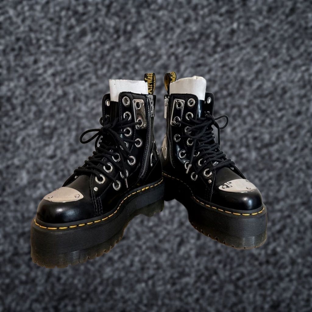 Dr. Martens DR. MARTENS 1B60 MAX LTT Knee High Platform Boot | Grailed