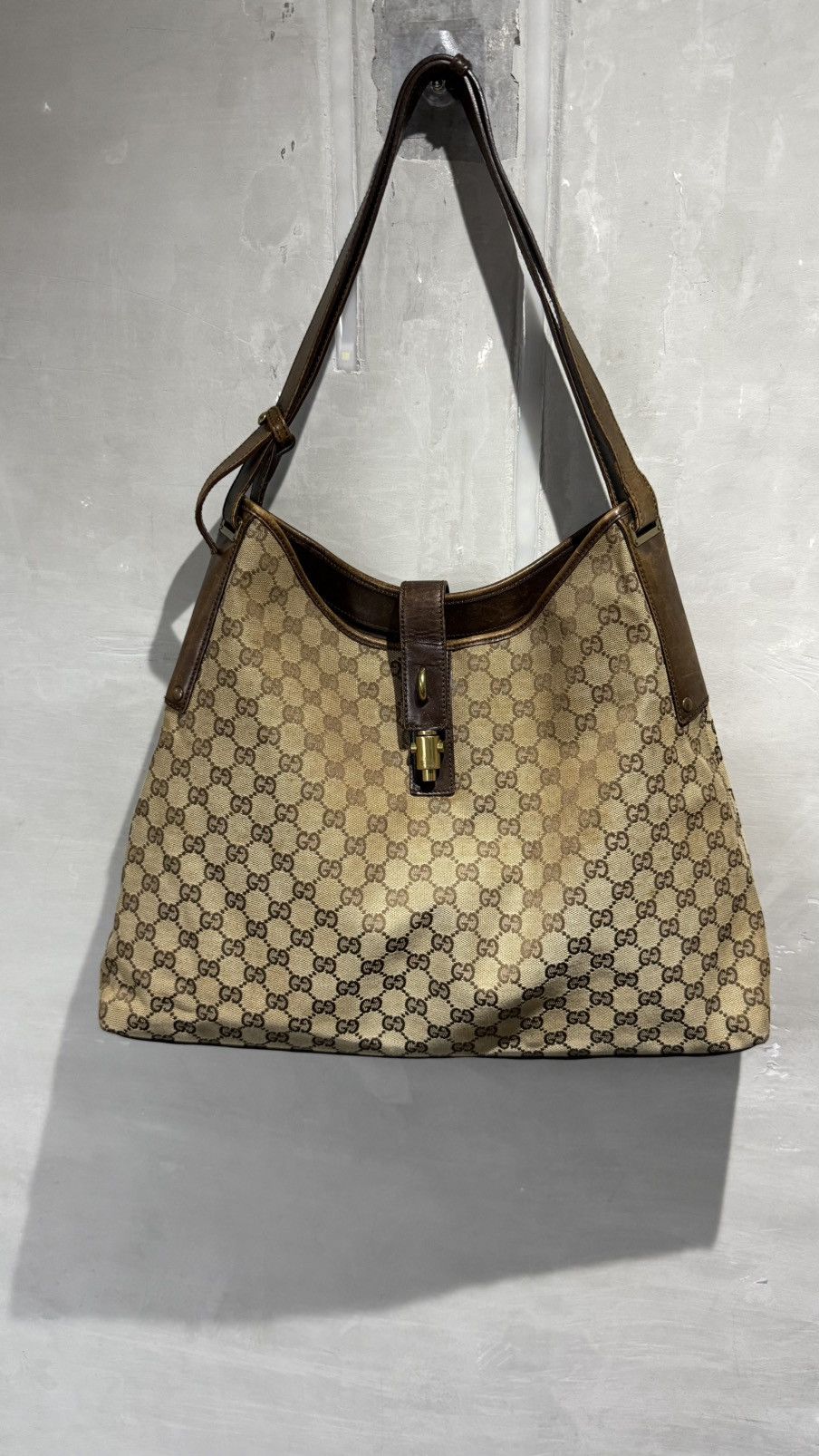Gucci Vintage Gucci Jackie Nailhead Monogram Shoulder Bag Size ONE SIZE - 4 Thumbnail