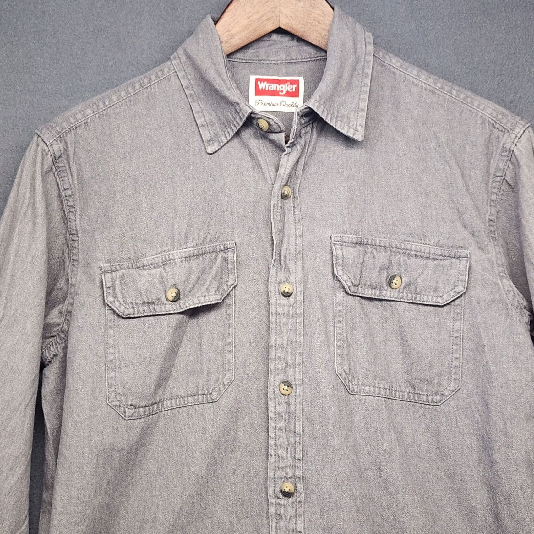 Wrangler VINTAGE Wrangler Shirt Mens Small Grey Long Sleeve Button-Up Chamois Workwear Mens Regular S Gray Button-Up Shirt Size US S / EU 44-46 / 1 - 7 Thumbnail