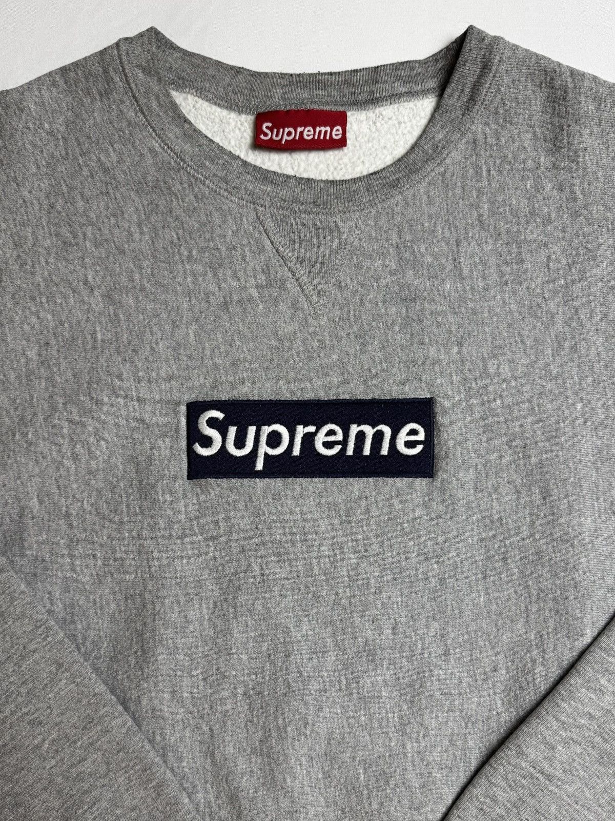 Supreme Supreme Navy on Grey Box Logo Crewneck 1997 Size US L / EU 52-54 / 3 - 1 Thumbnail