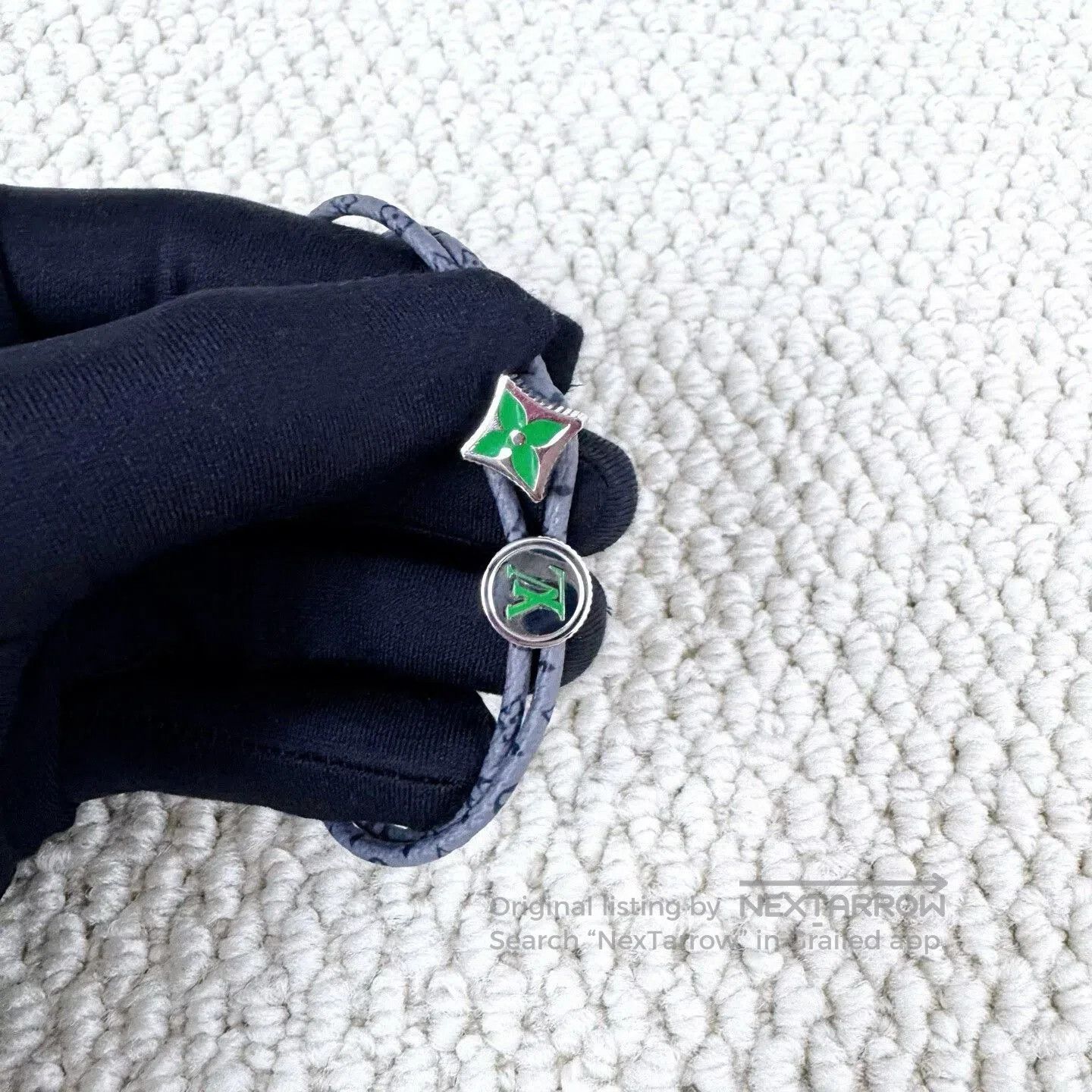Louis Vuitton louis vuitton adjustable floral logo bracelet. Size ONE SIZE - 3 Thumbnail