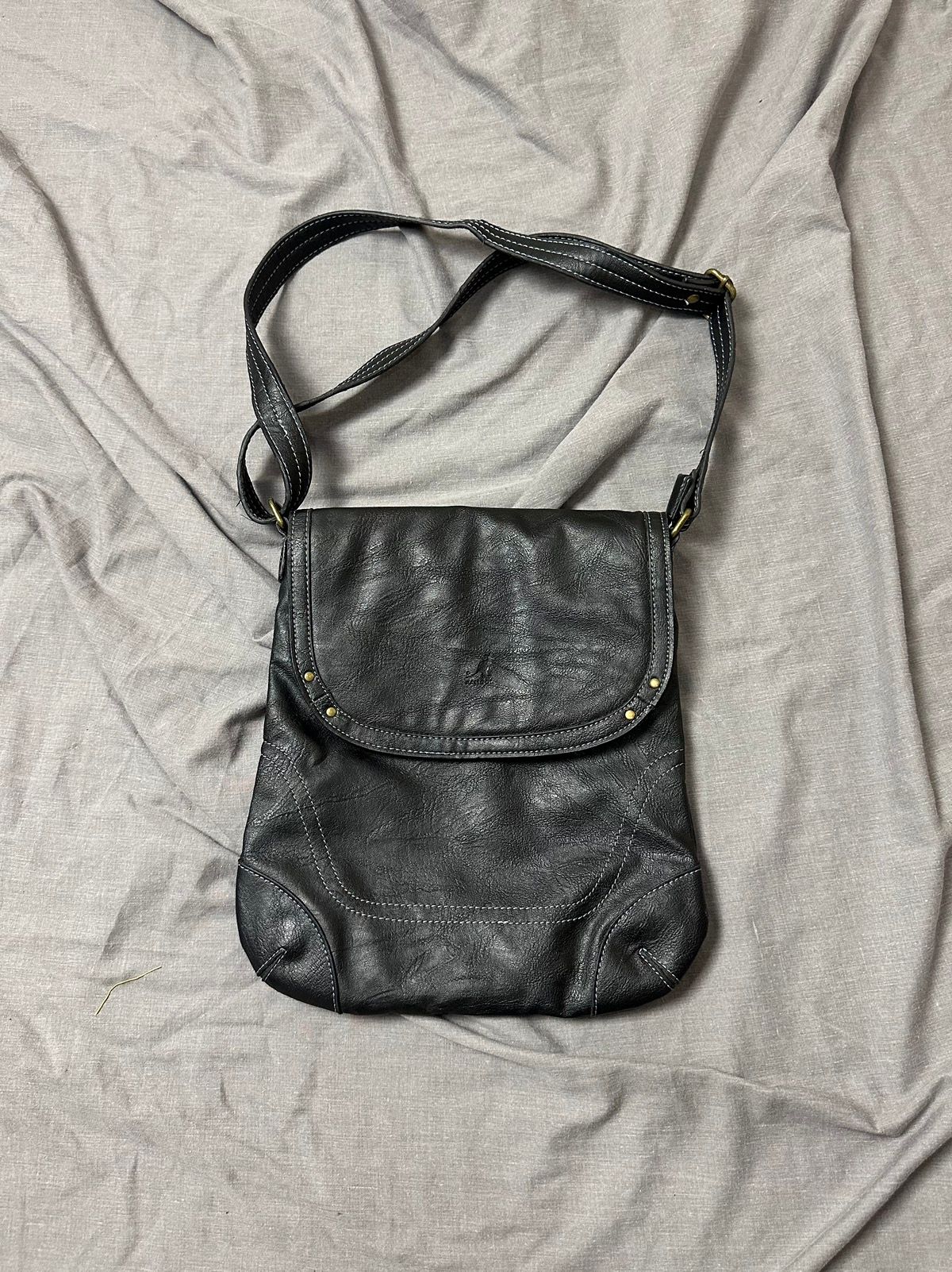 Pre-owned Avant Garde X Kangol Leather Bag Y2k In Black