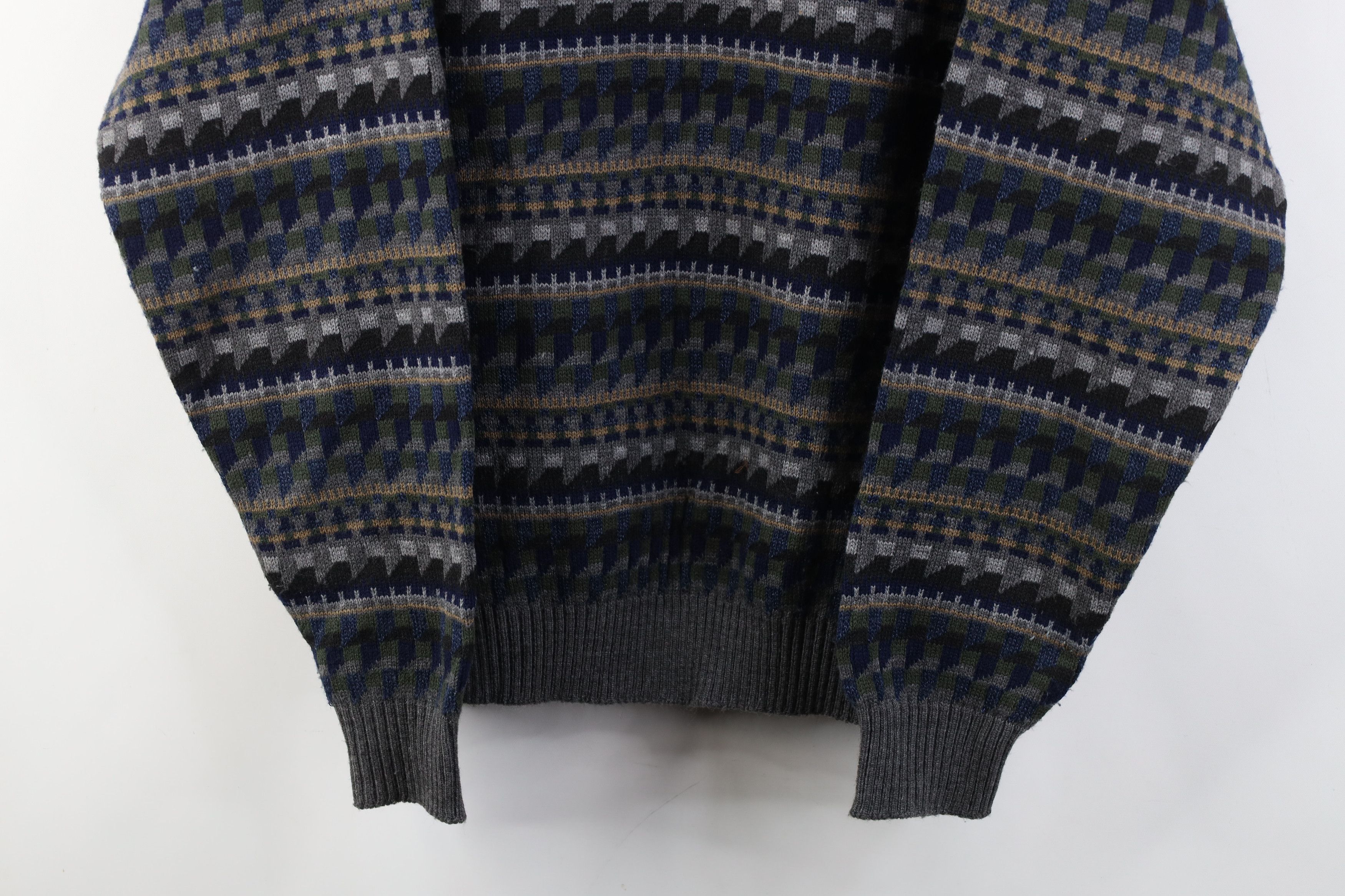 Vintage Vintage 90s Streetwear Tone Fair Isle Knit Crewneck Sweater Size US M / EU 48-50 / 2 - 3 Thumbnail