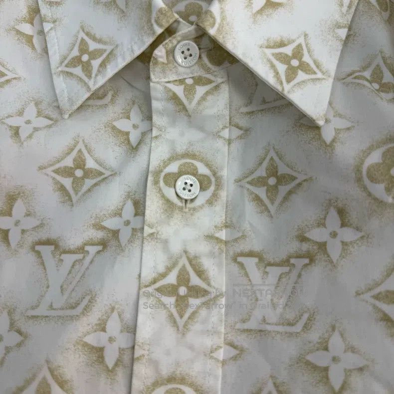 Louis Vuitton Louis Vuitton Beige spray-painted presbyopic full print sh Size US S / EU 44-46 / 1 - 8 Thumbnail