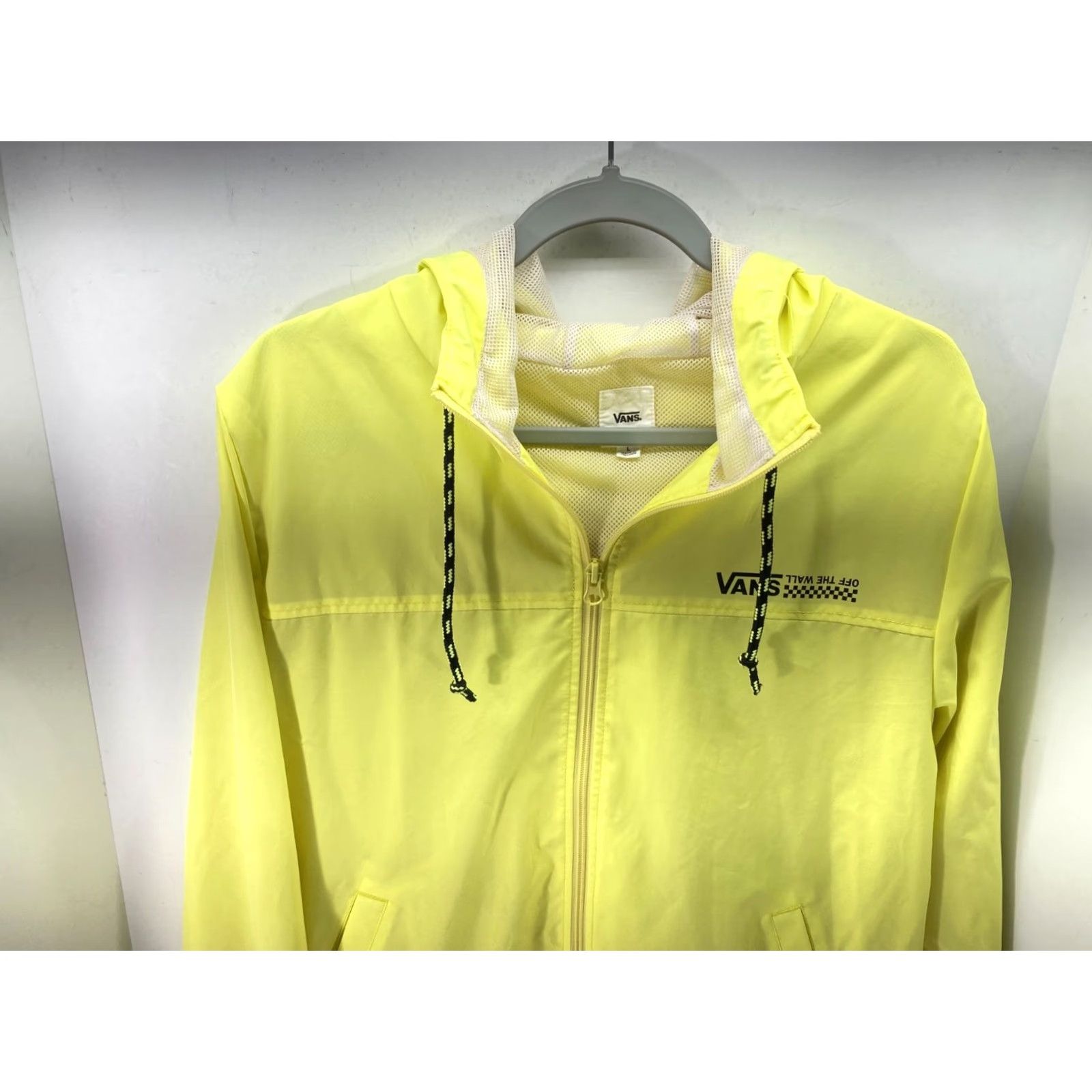 Vans VANS Kastle Turvey Windbreaker Jacket Womens L Yellow Zip Up Hooded Drawstring Jacket Size L / US 10 / IT 46 - 2 Thumbnail