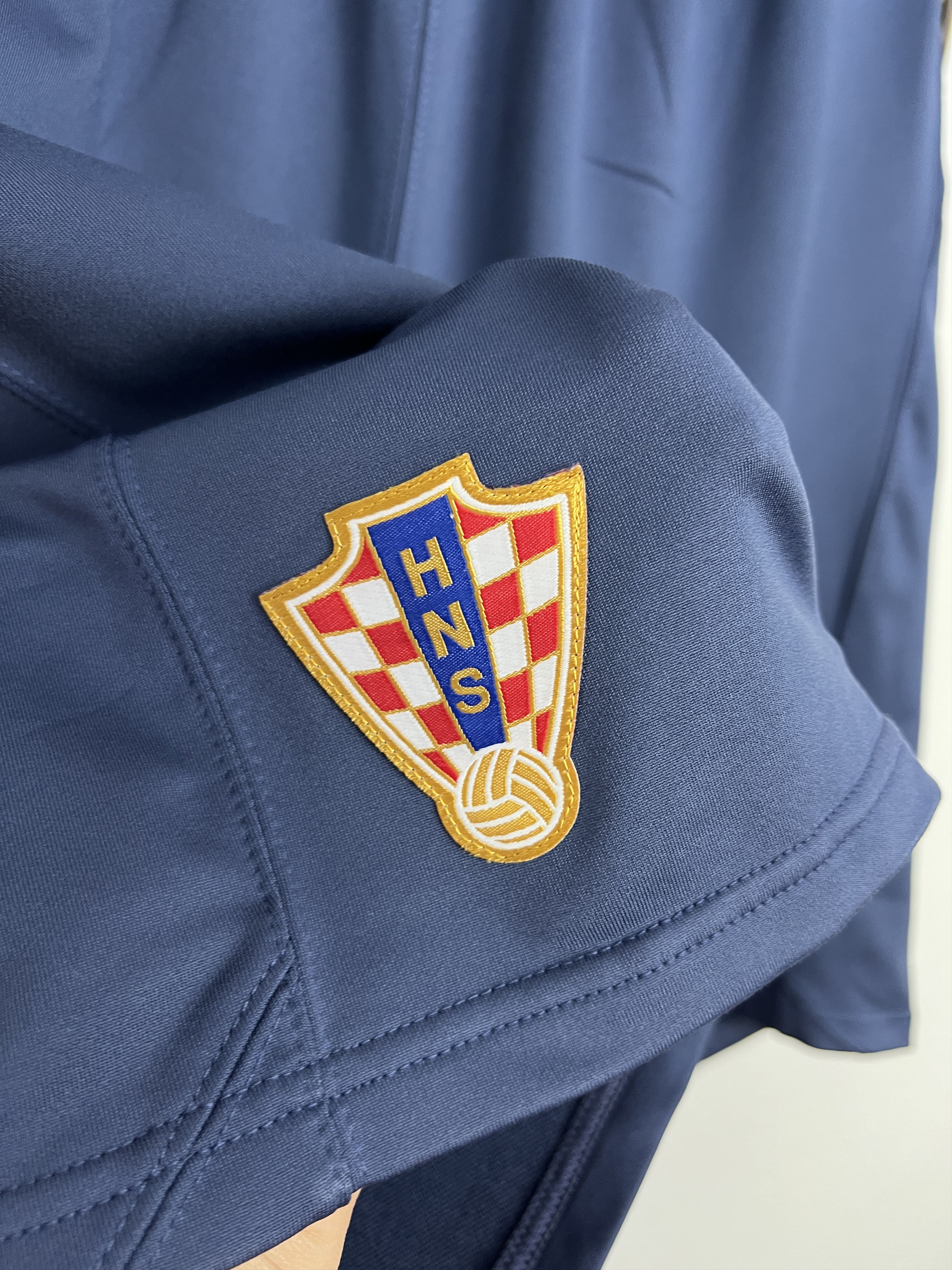 Nike Vintage Nike Croatia Football Train Shorts Pre Match XL Size US 36 / EU 52 - 5 Thumbnail