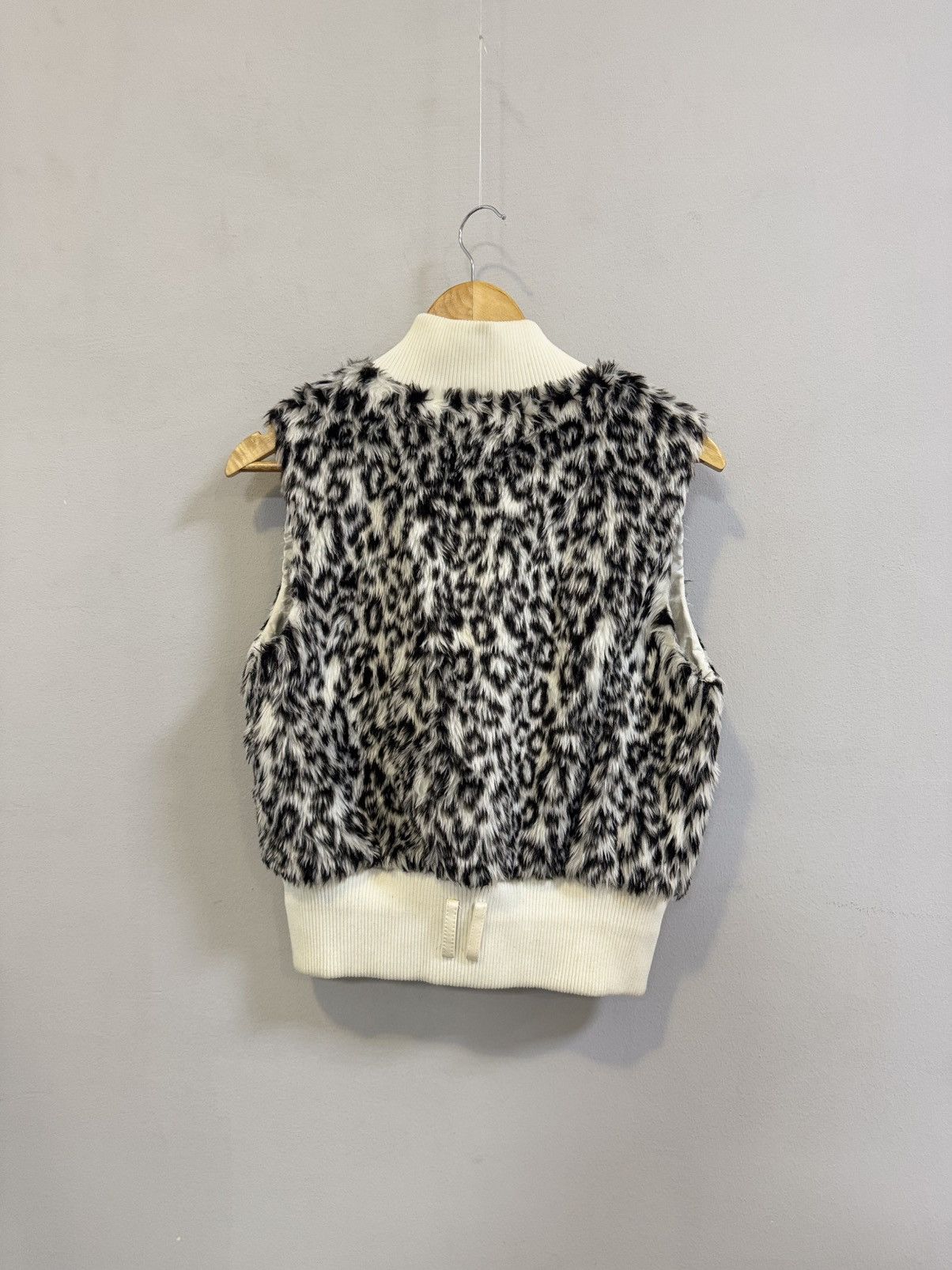 If Six Was Nine Y2K Faux Fur Vest Jacket Women’s Size S / US 4 / IT 40 - 7 Thumbnail