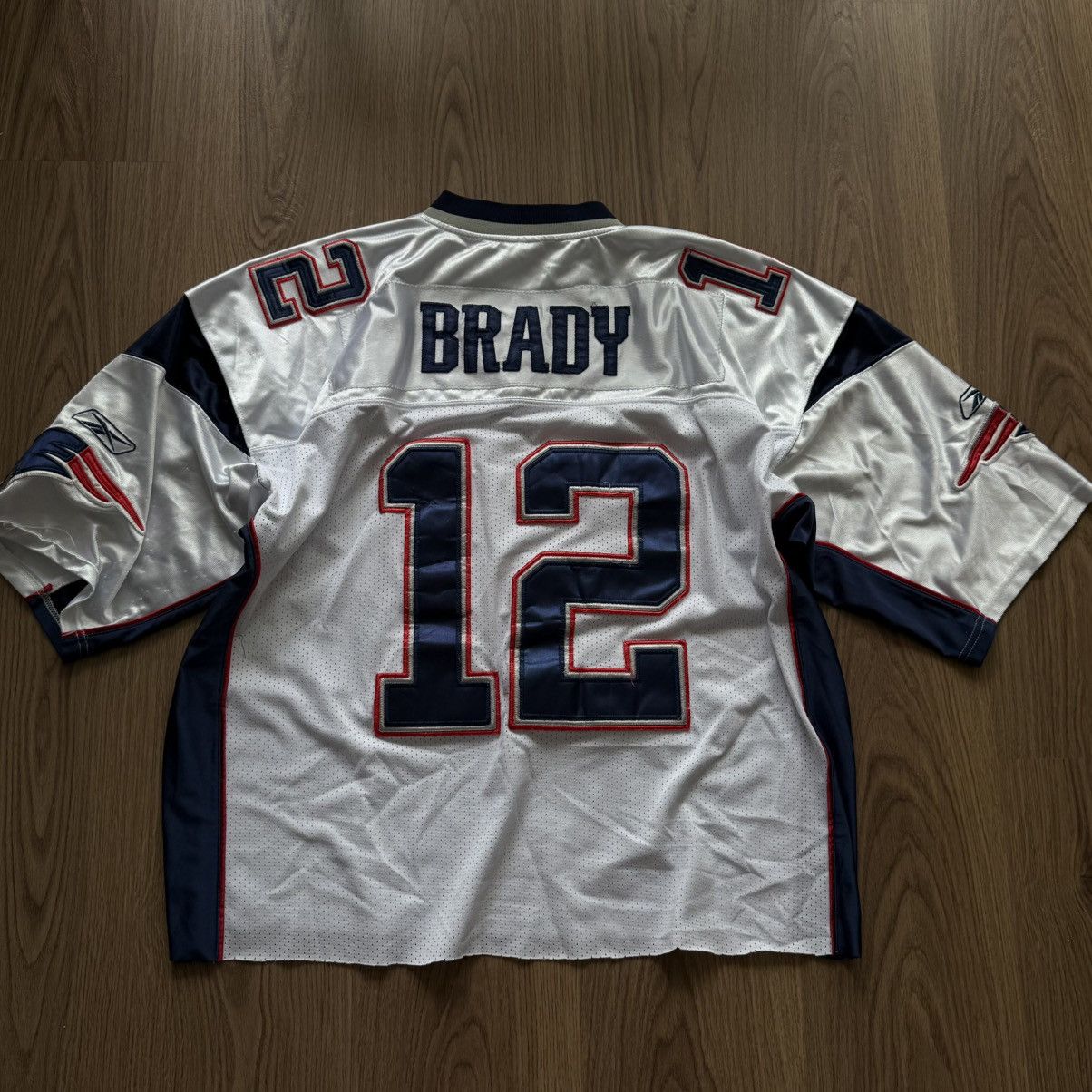 Vintage Tom Brady Patriots Jersey Cropped Size US XL / EU 56 / 4 - 2 Thumbnail