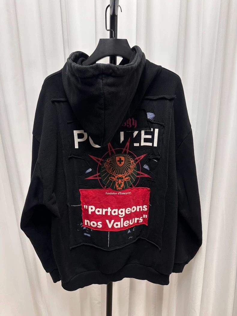 Vetements Vetements Sticker hoodie 2502-Nextarrow Size US M / EU 48-50 / 2 - 4 Thumbnail
