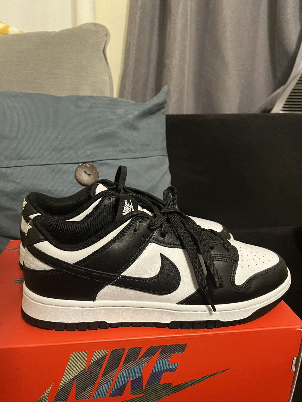 Nike Nike Dunk Low Retro - White Panda Size US 9 / EU 42 - 1 Thumbnail