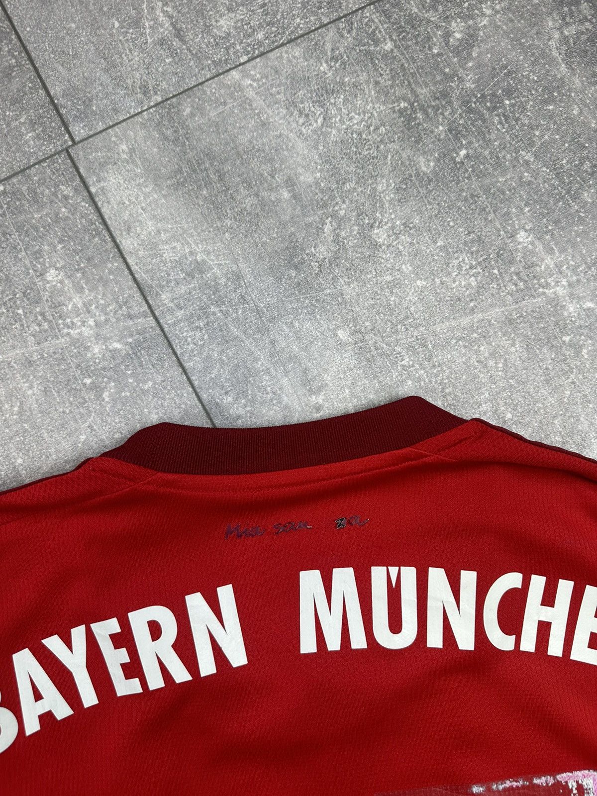 Vintage Adidas FC Bayern Múnchen Muller 25 Bundes Liga Jersey Size US M / EU 48-50 / 2 - 14 Thumbnail