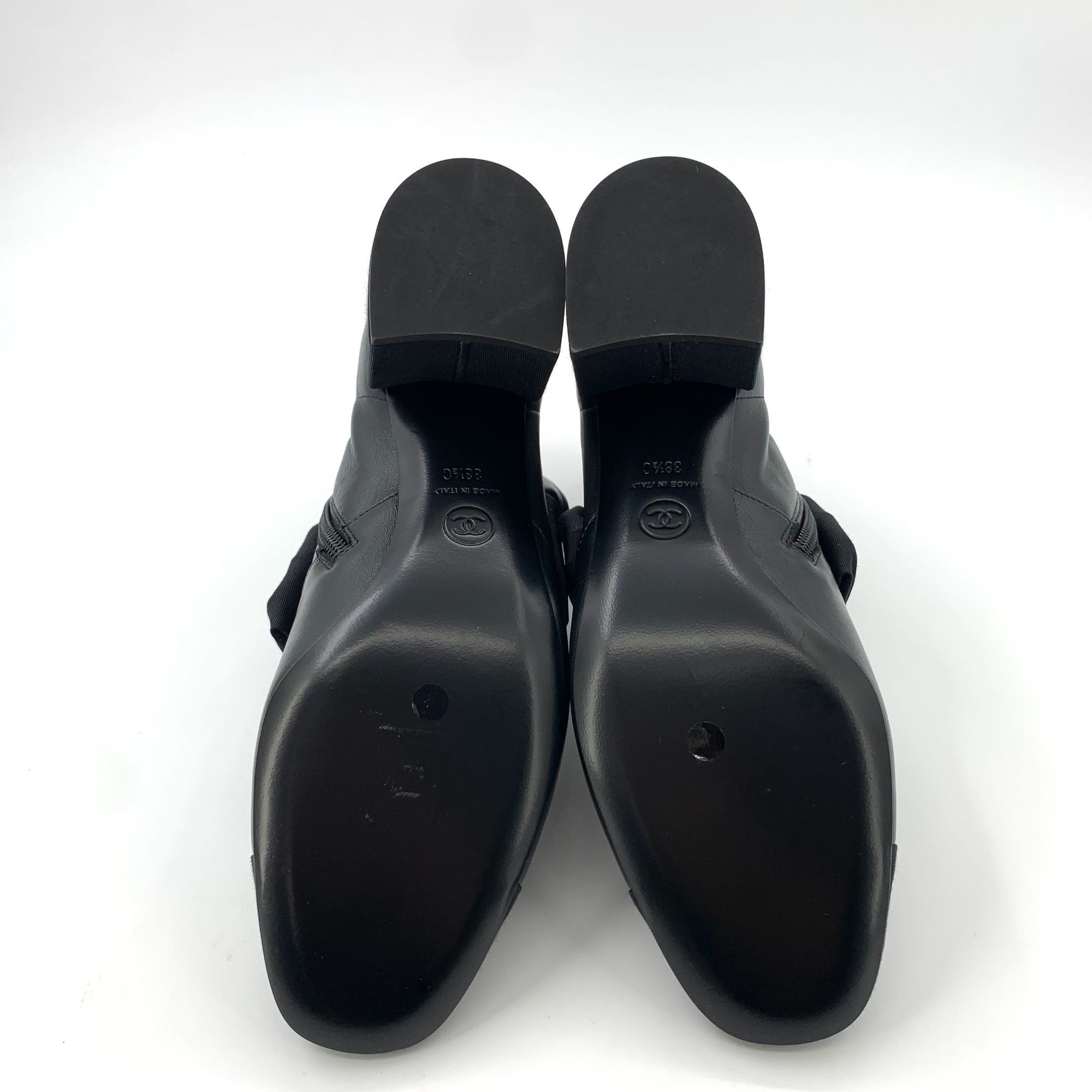Chanel Chanel Black Leather Camellia-Embellished Chunky Heel Boots Size US 7.5 / IT 37.5 - 5 Thumbnail