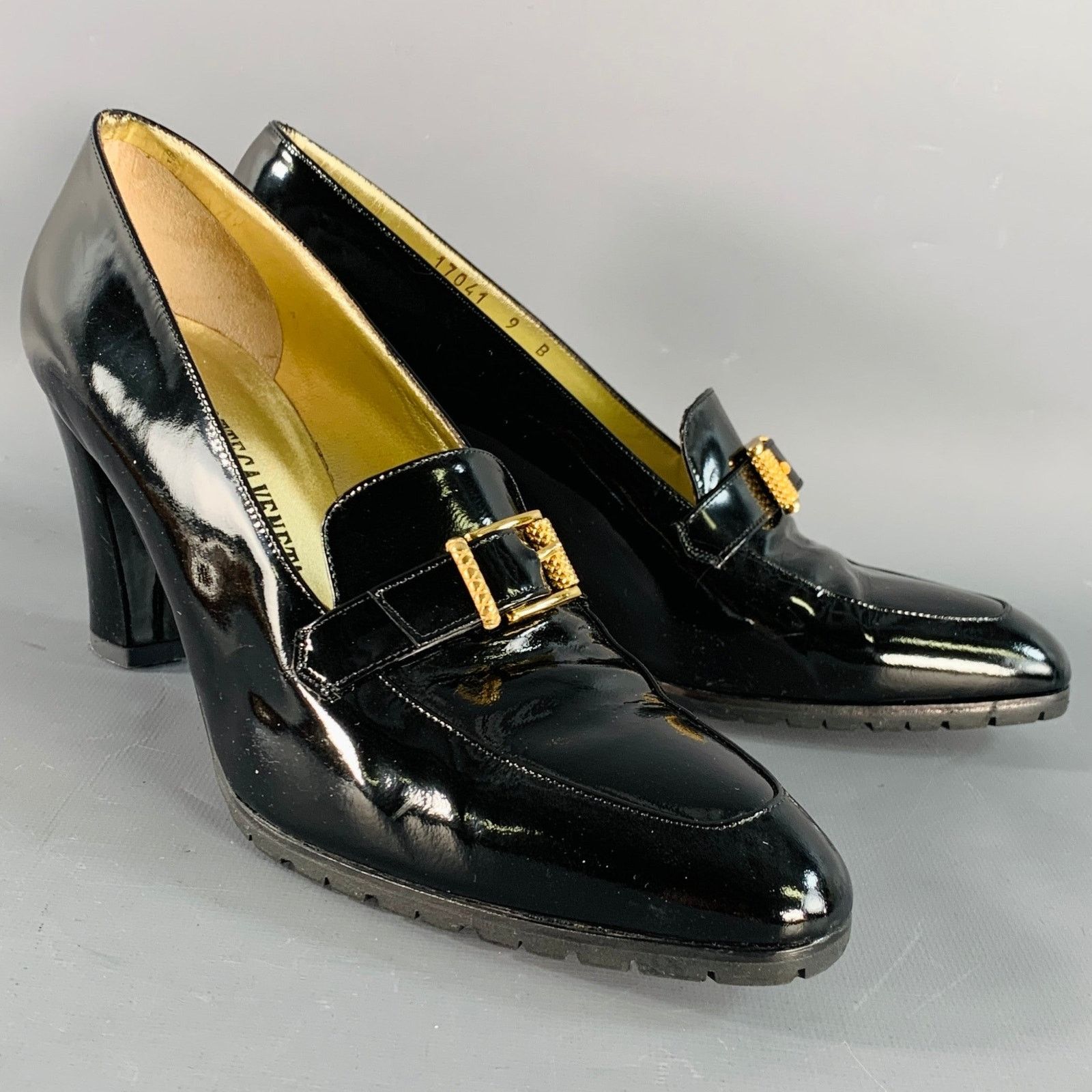 Bottega Veneta BOTTEGA VENETA Size 9 Black Gold Patent Leather Buckle Pumps Size US 9 / IT 39 - 1 Thumbnail
