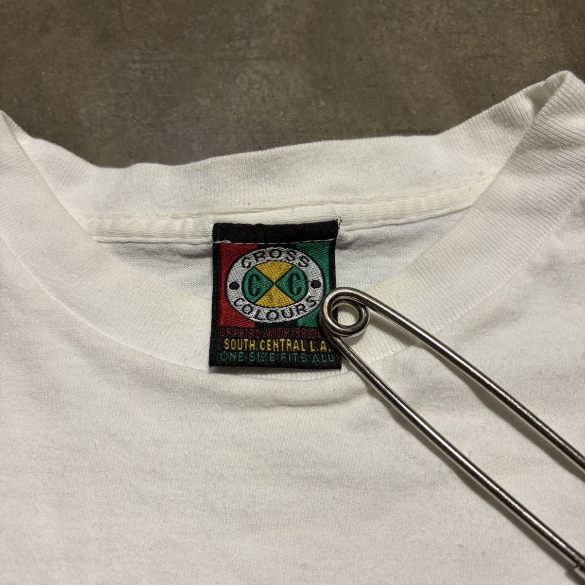 Cross Colours Vintage Cross Colours T shirt Unity Hip Hop Rap 90s USA Size US XL / EU 56 / 4 - 13 Thumbnail