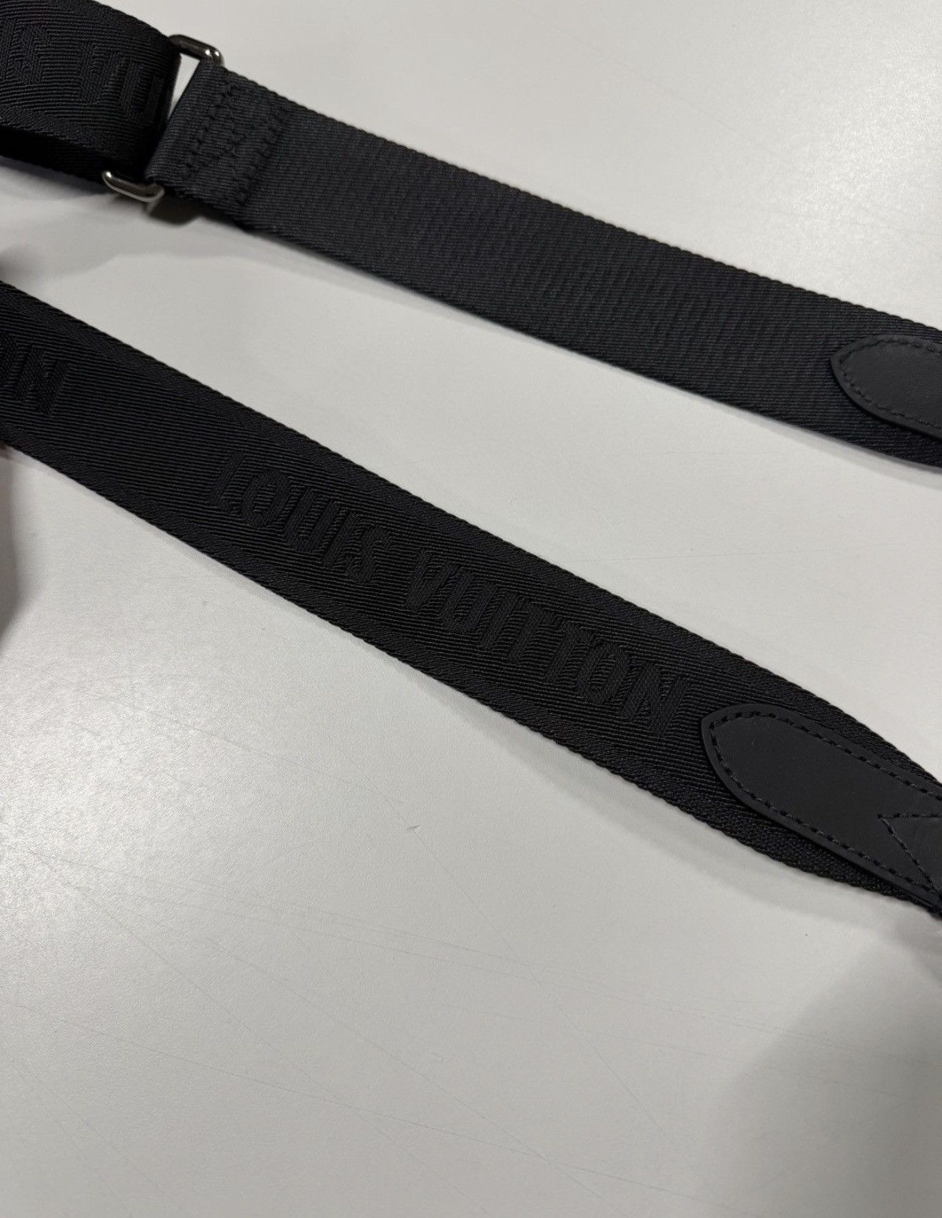 Louis Vuitton Louis Vuitton Shoulder Strap NEW 750$ Size ONE SIZE - 4 Thumbnail