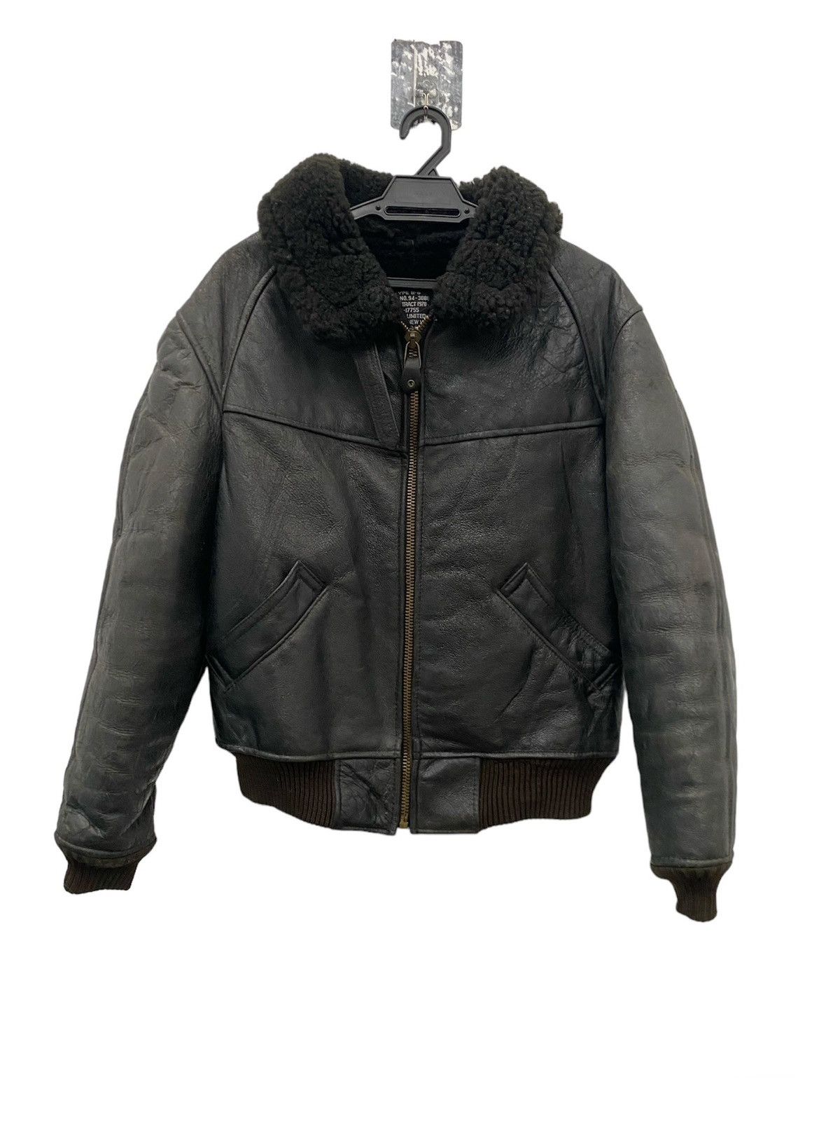 Avirex AVIREX LIMITED B6 TYPE BOMBER JACKET SHEEPSKIN Size US M / EU 48-50 / 2 - 2 Thumbnail