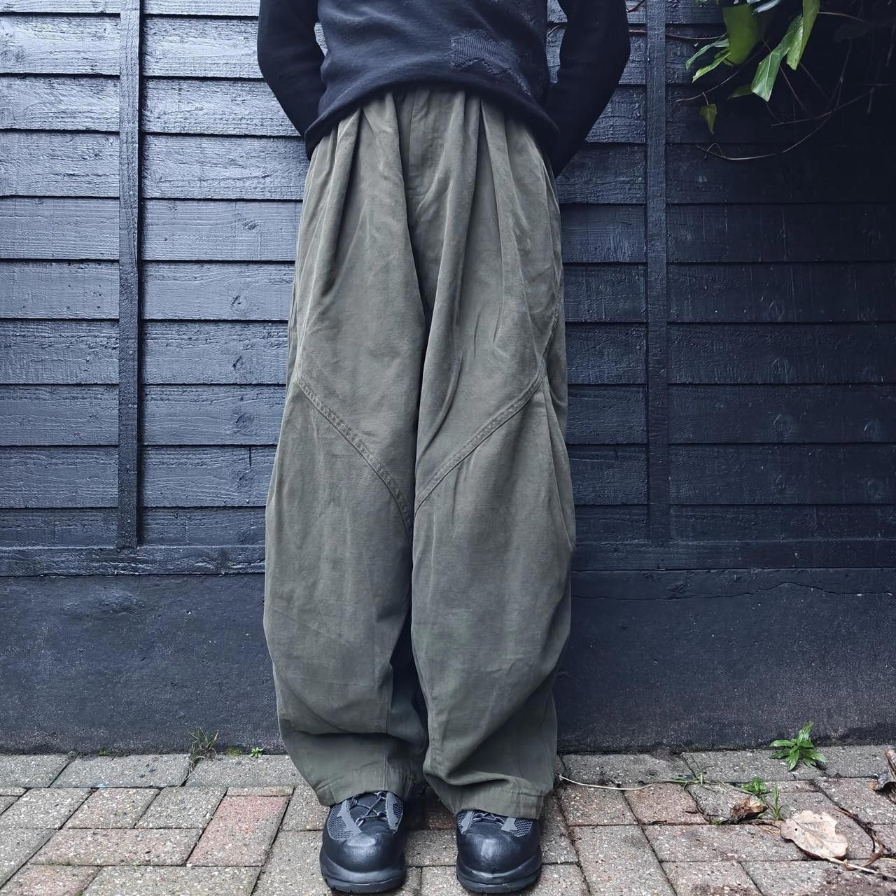Other Japanese Dark Green Pleated Baggy Trousers Size US 32 / EU 48 - 1 Thumbnail