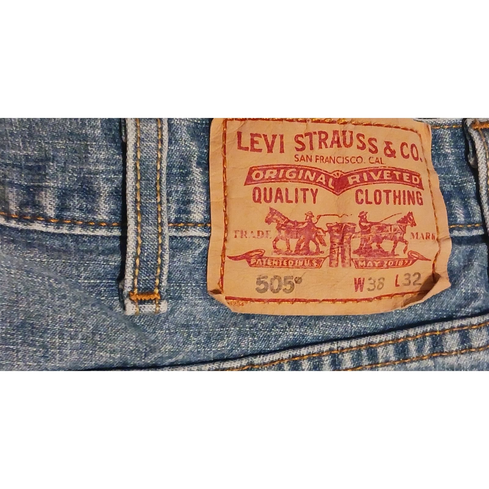 Levi's Levi's 505 Men's Regular Fit Medium Blue Wash Jeans 38Wx32L Size US 36 / EU 52 - 8 Thumbnail