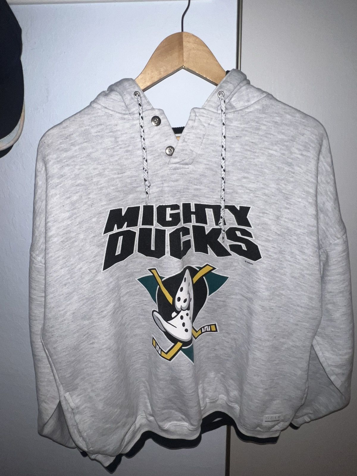 Other VINTAGE MIGHTY DUCKS HOODIE Size US M / EU 48-50 / 2 - 1 Thumbnail
