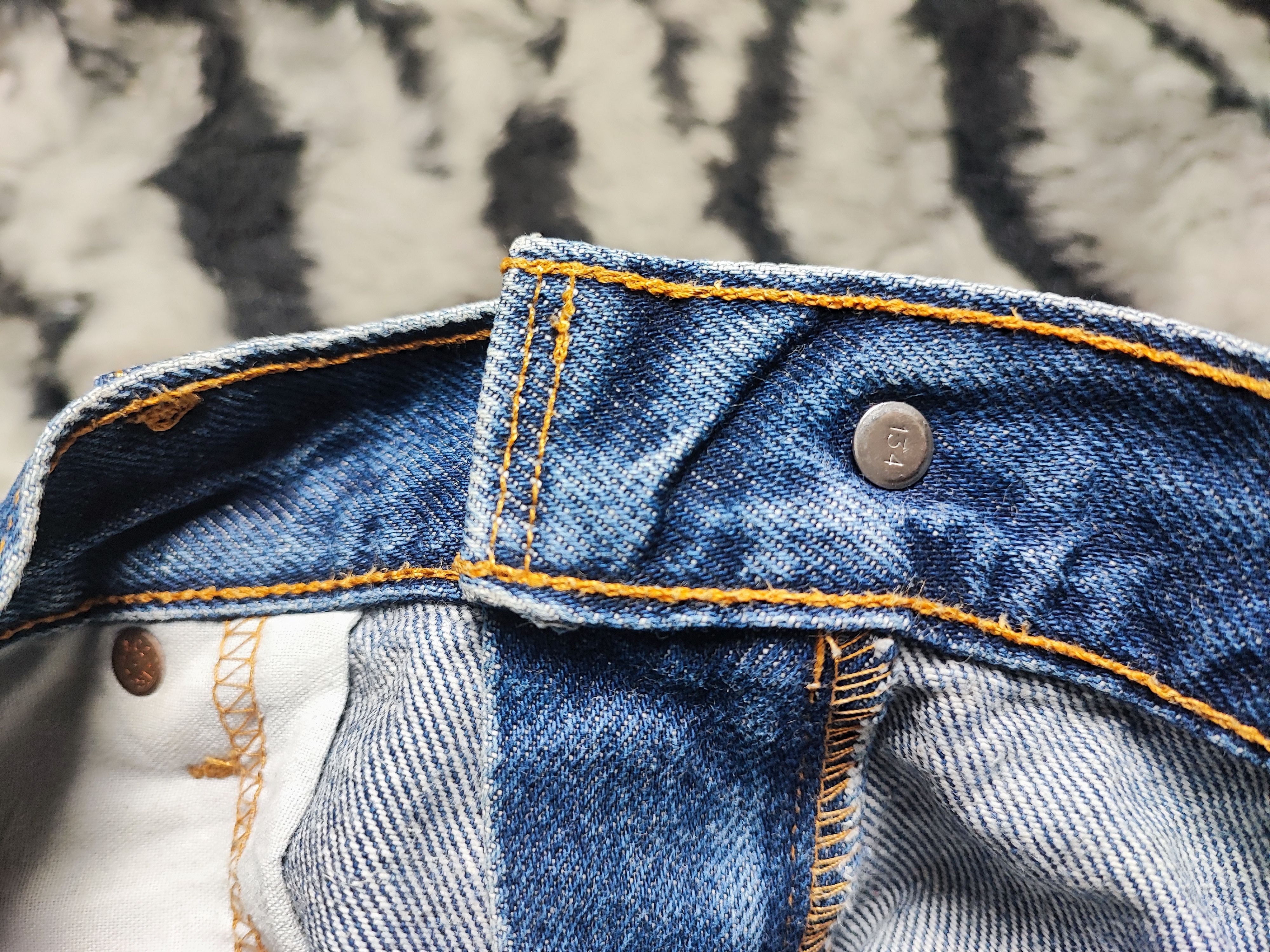 Levi's Vintage Levi's 517 Bootcut Baggy Faded Blue Flare W35X30 Size US 35 - 13 Thumbnail