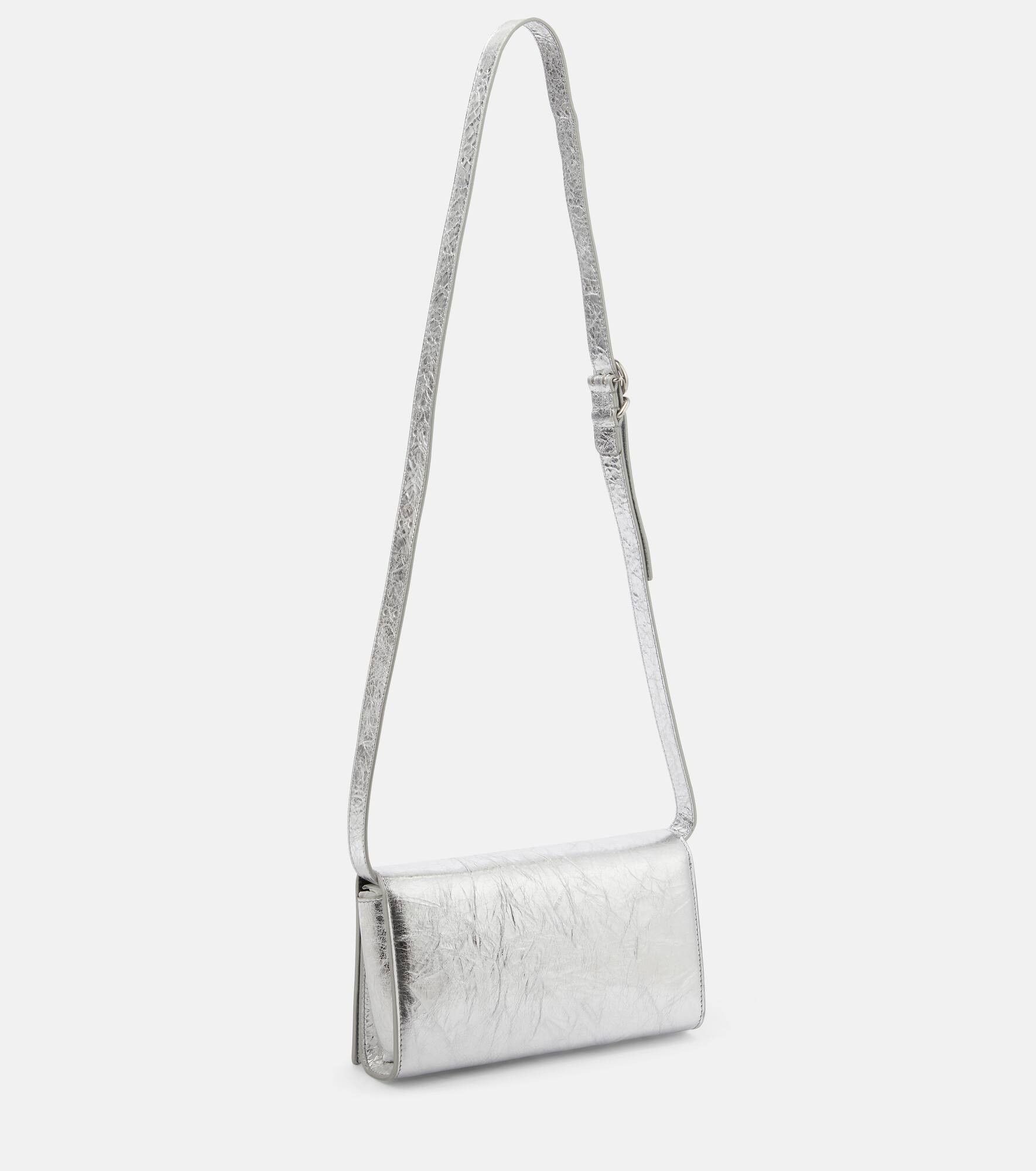 Jil Sander o1w1db10825 Size: OS / Shoulder Bag in Silver Size ONE SIZE - 4 Thumbnail