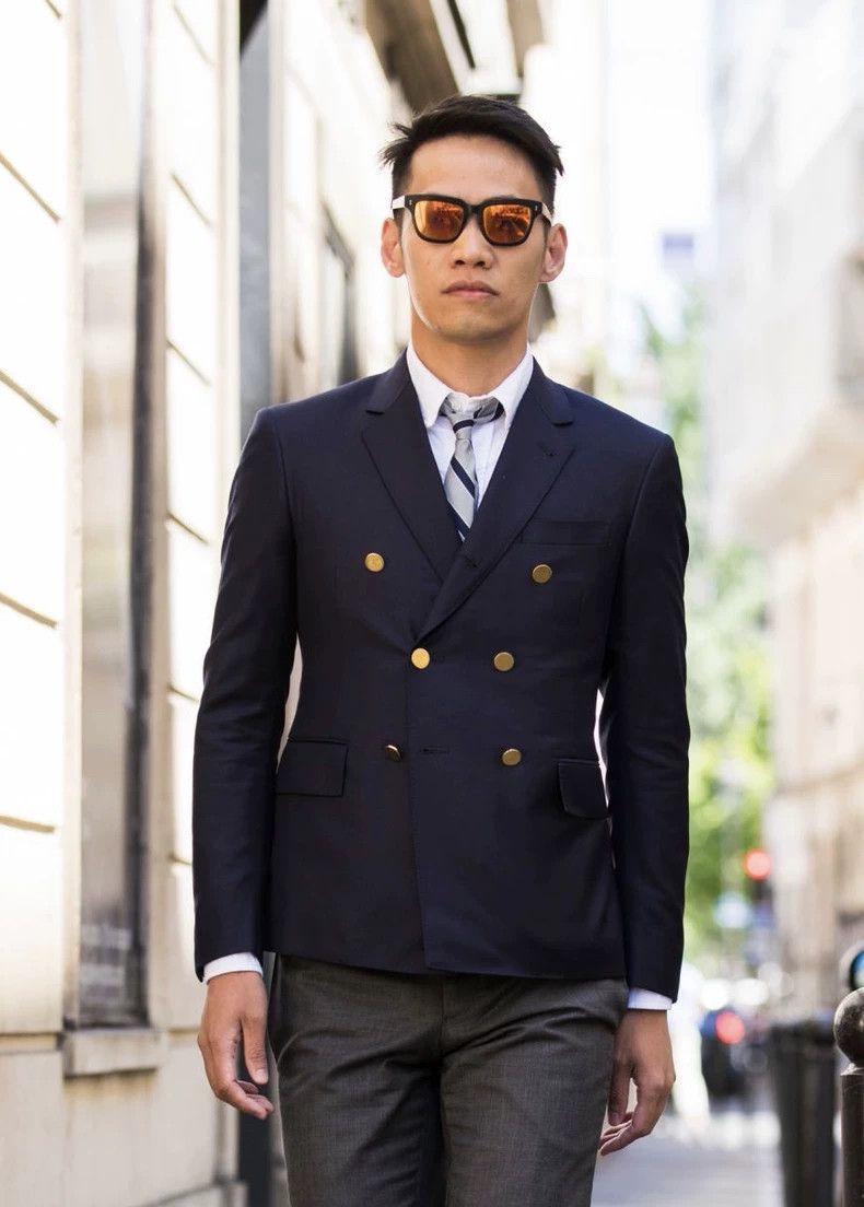 Thom Browne Thom Browne size3 Blue suit with double gold buttons Size 34S - 3 Thumbnail