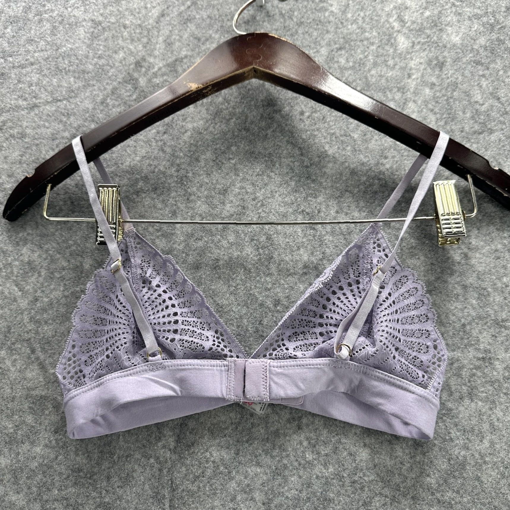 Commando Commando Bralette Womens XS Lace Soft Cup Wireless Bra Delicate Lingerie Size ONE SIZE - 6 Thumbnail