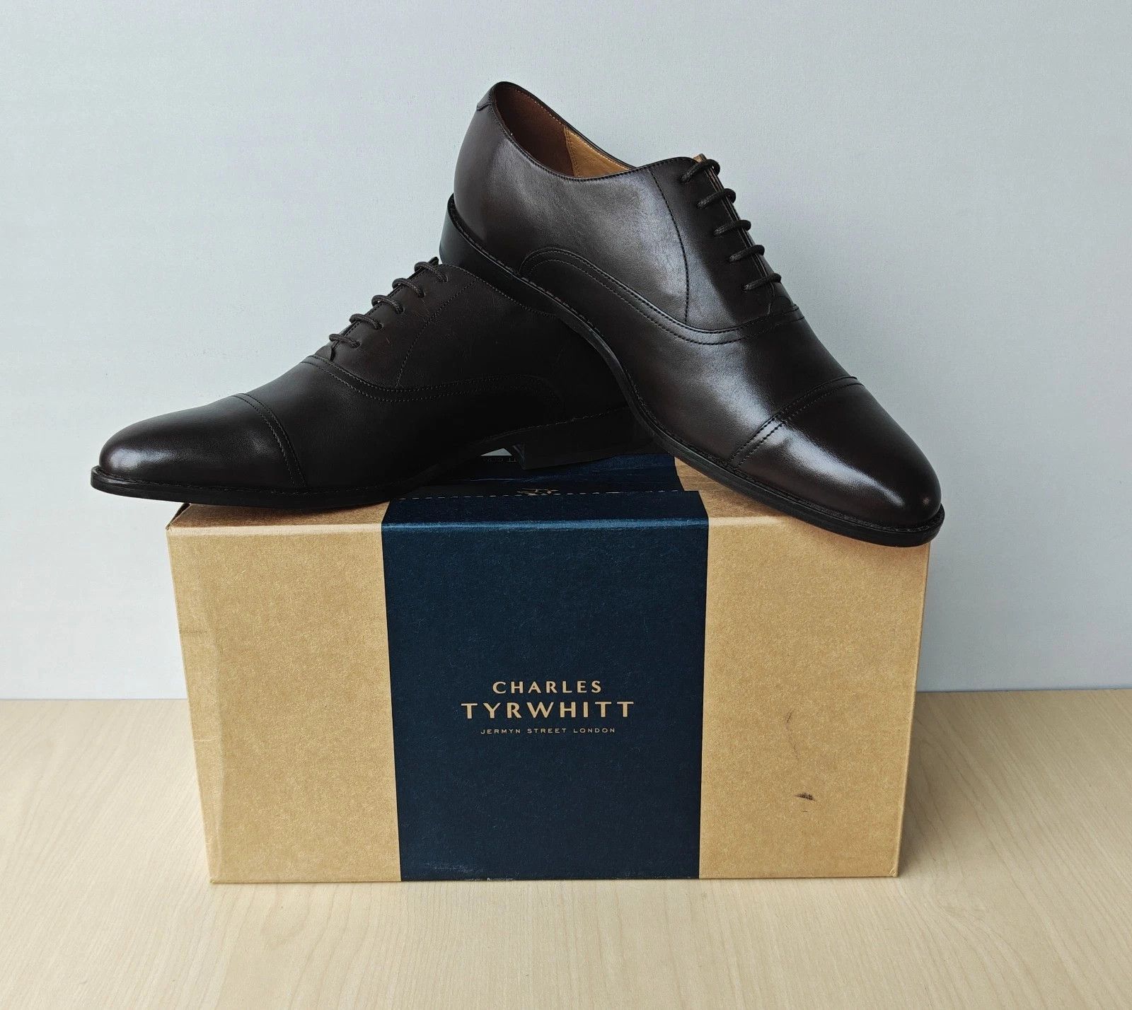 Charles Tyrwhitt Charles Tyrwhitt Men’s Dress Oxford Shoes T / 0027 Size US 10 / EU 43 - 12 Thumbnail
