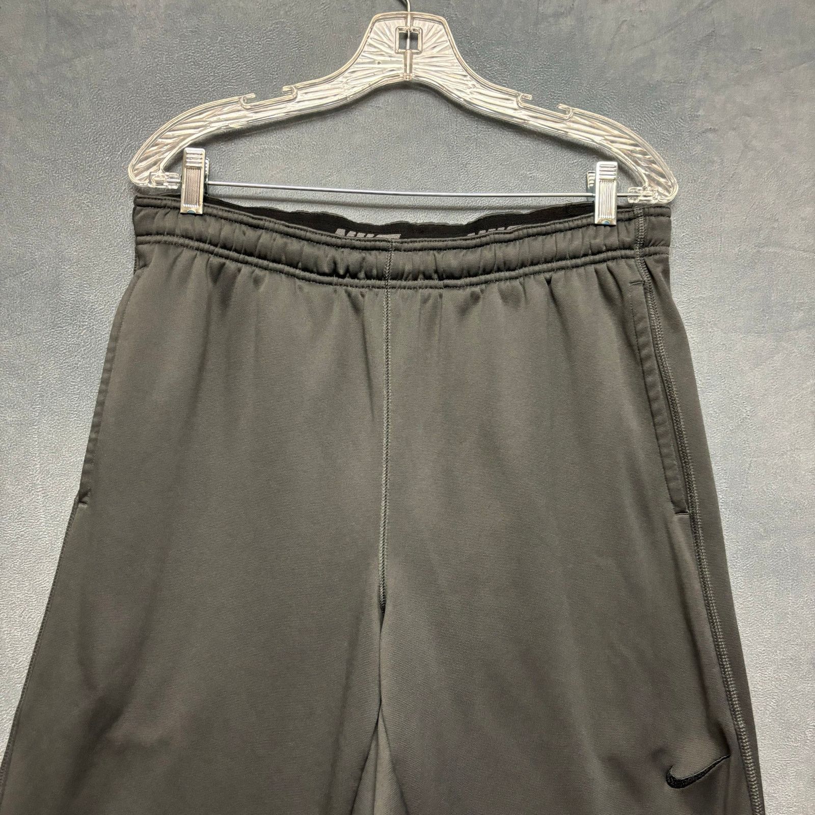 Nike Nike Sweatpants Mens Large Fleece Lined Thermafit Drawstring Size US 32 / EU 48 - 12 Thumbnail